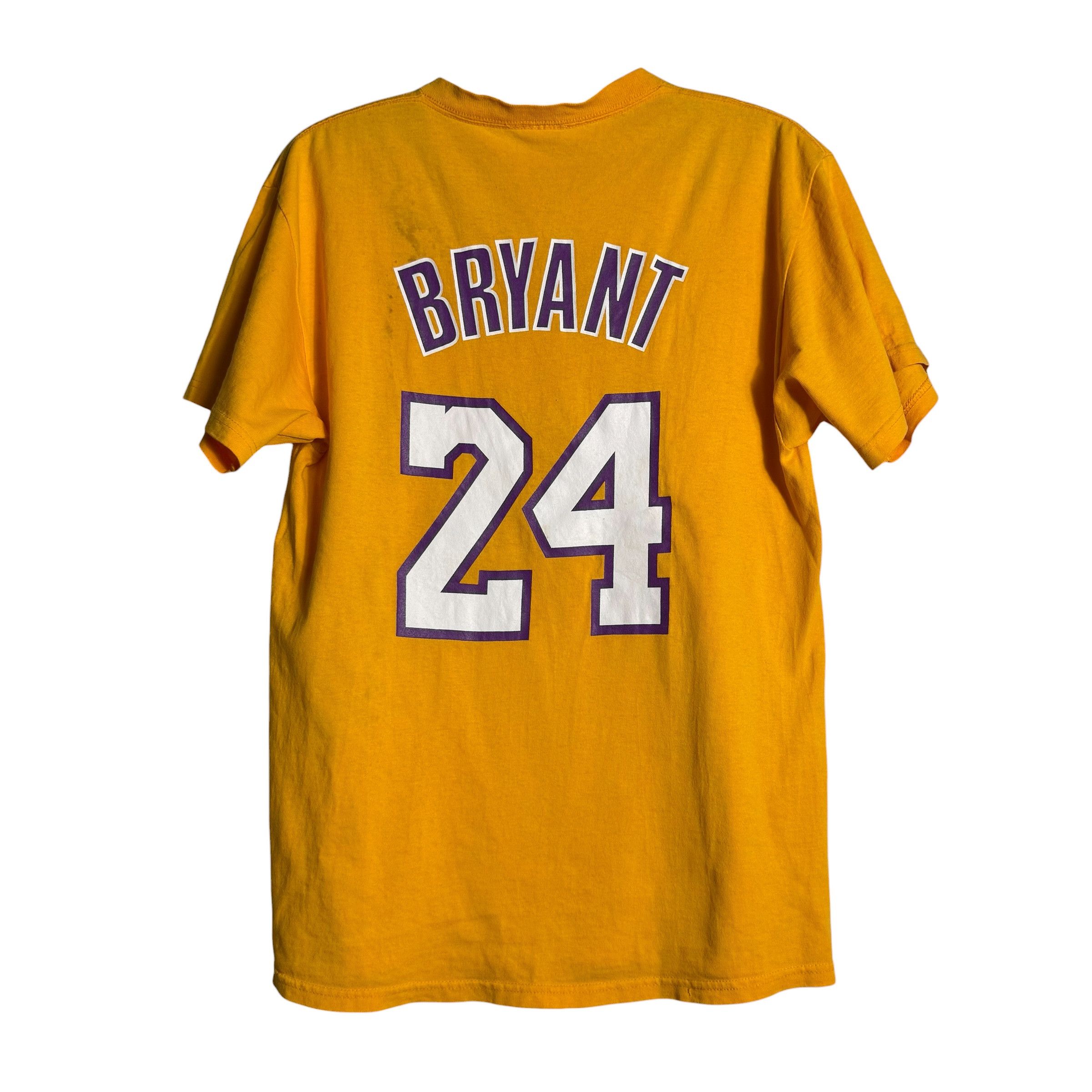 NBA 🔥RARE🔥Vintage Kobe Bryant #24 LA Lakers NBA T-shirt Size US M / EU 48-50 / 2 - 1 Thumbnail
