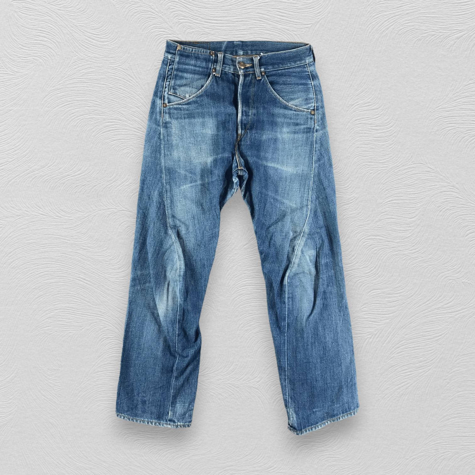 Levi's Vintage Levis Jeans Faded Blue Denim KJ1590 Size US 28 / EU 44 - 1 Thumbnail