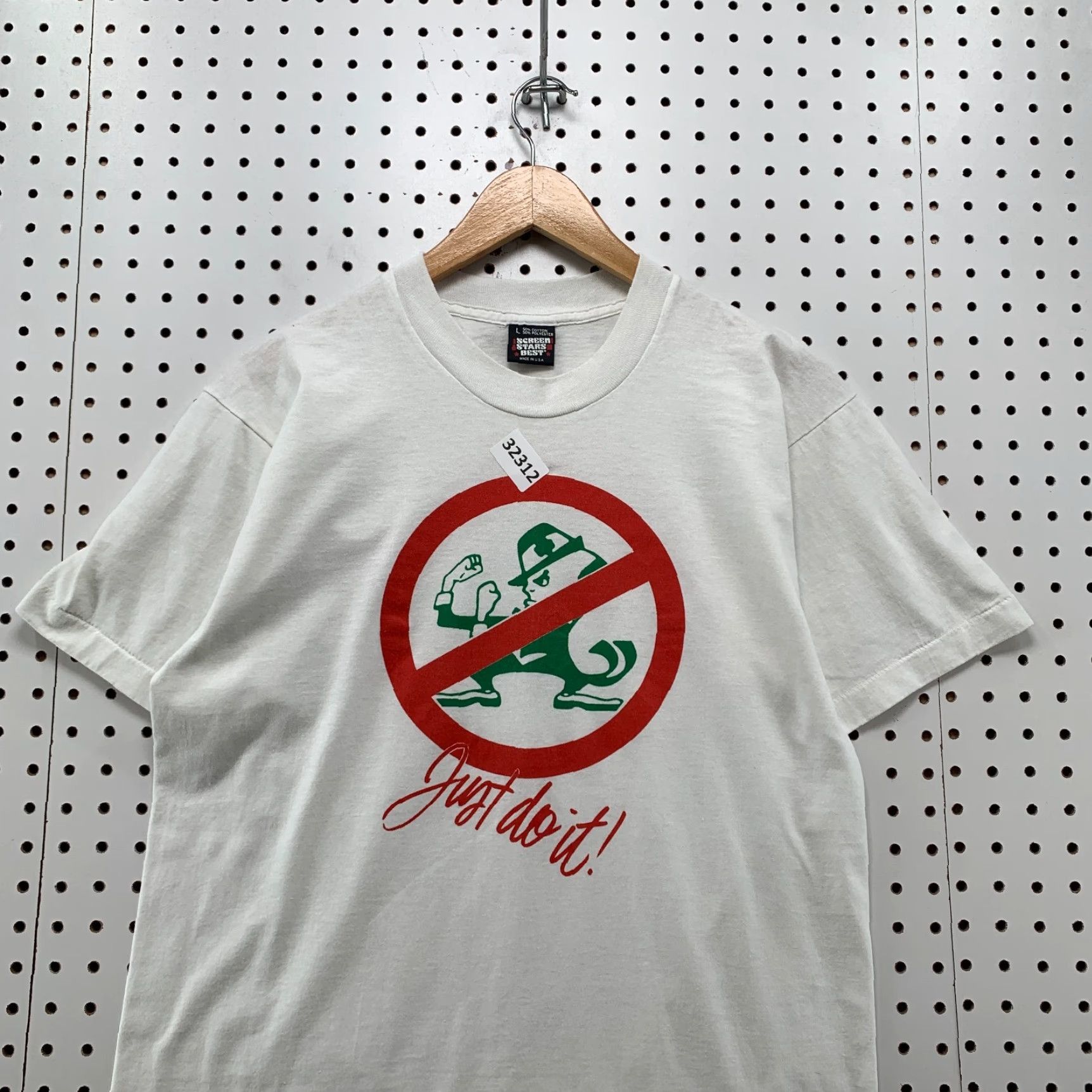 Vintage VINTAGE Screen Stars 90s Notre Dame Shirt White Adult Medium Crew Neck Short Sleeve Made in USA Mens T-Shirt Size US M / EU 48-50 / 2 - 2 Thumbnail