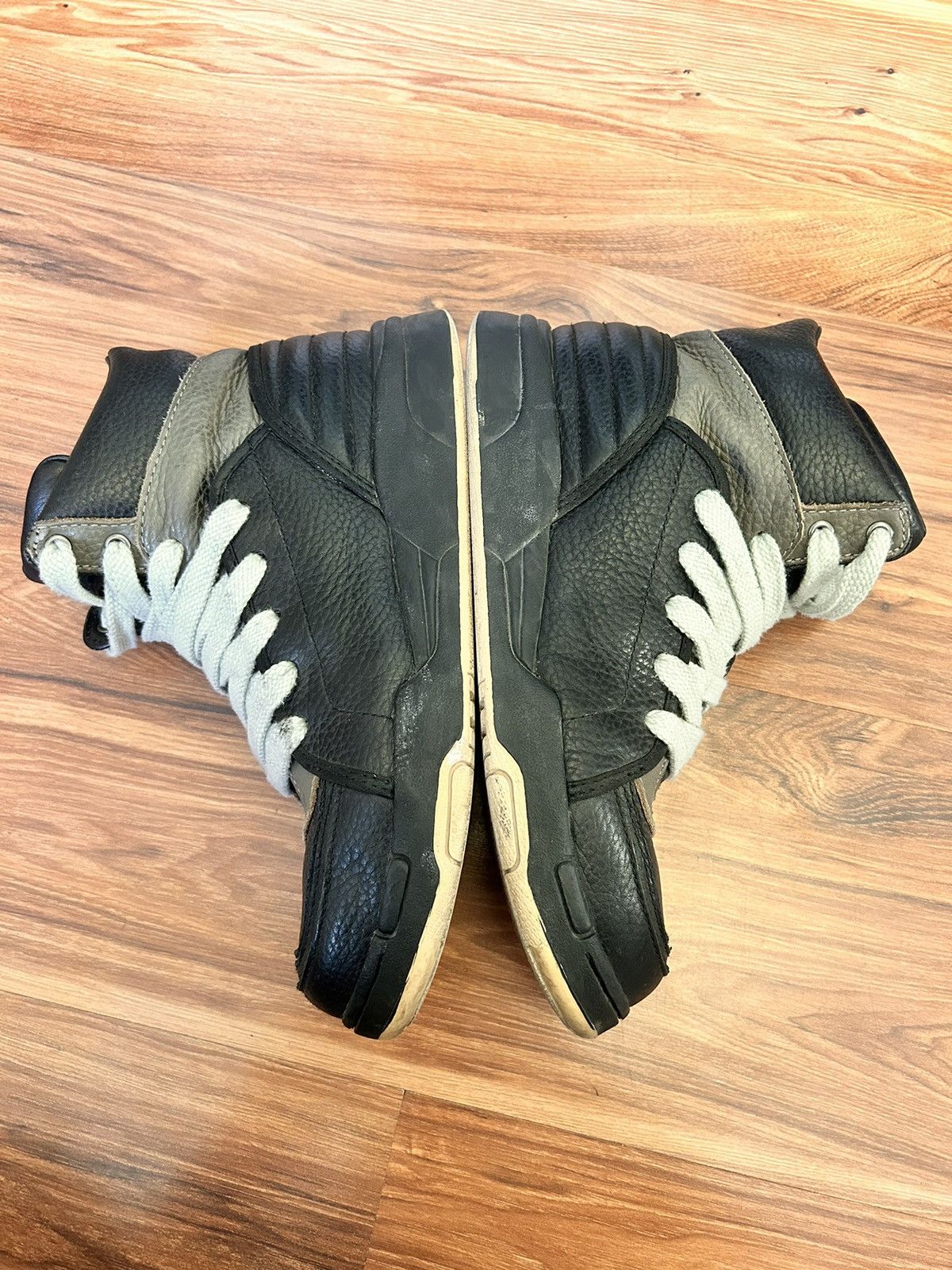 Diet Butcher Slim Skin Diet butcher slim skin high top shoes Size US 9 / EU 42 - 6 Thumbnail