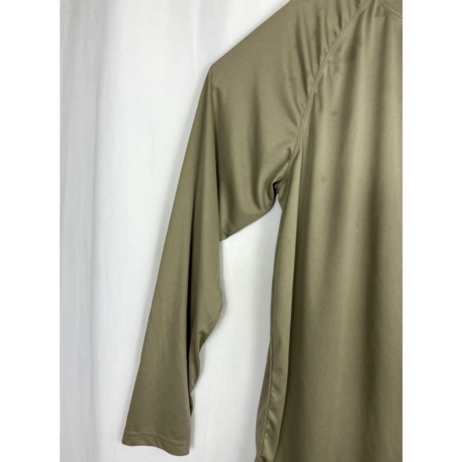 Olive Baleaf Mens 2XL Olive Green Long Sleeve Under Layer Active Shirt Stains Size US XXL / EU 58 / 5 - 2 Thumbnail