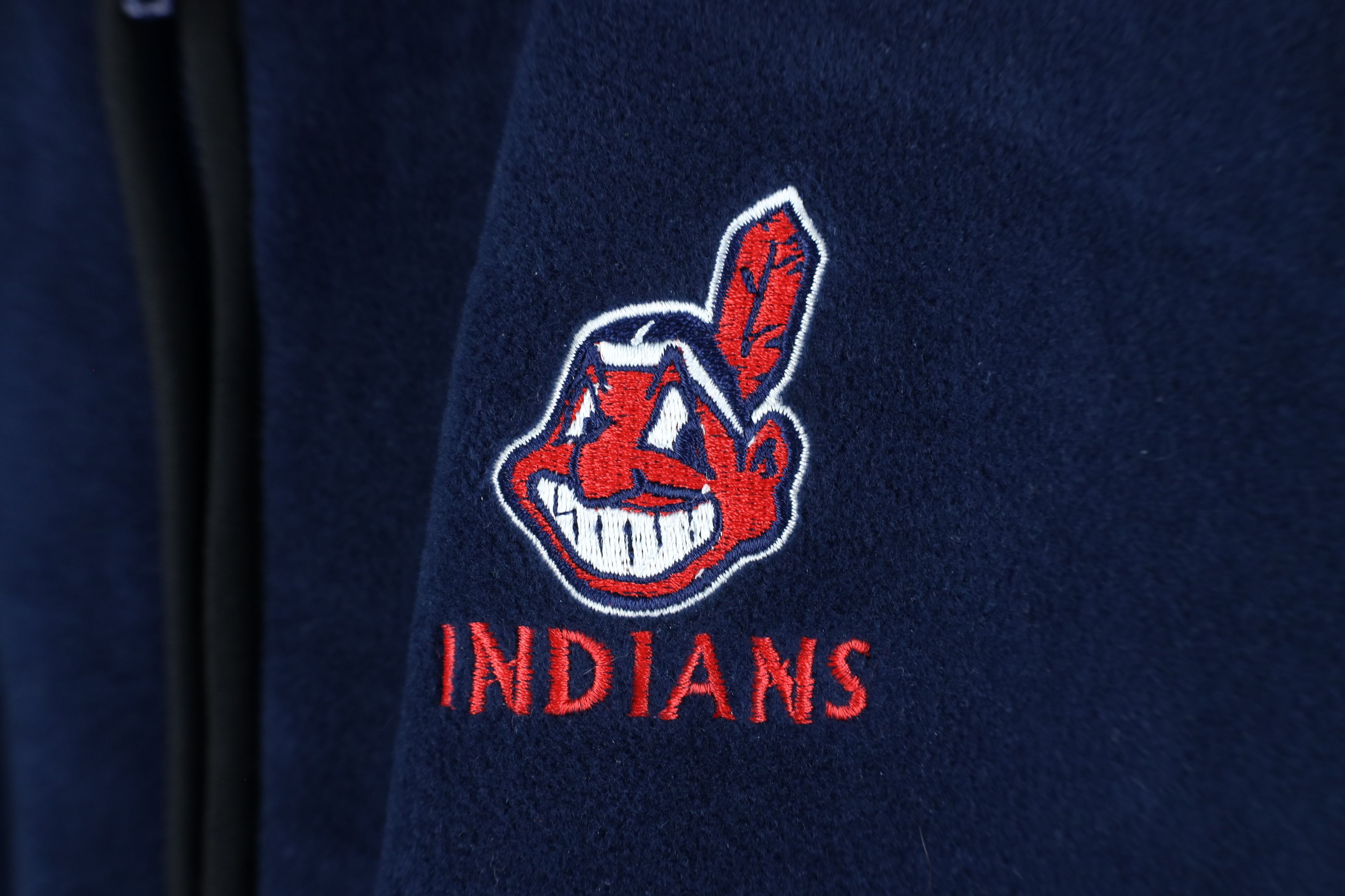 Vintage Vintage 90s Cleveland Indians Baseball Fleece Vest Jacket Size US L / EU 52-54 / 3 - 4 Thumbnail