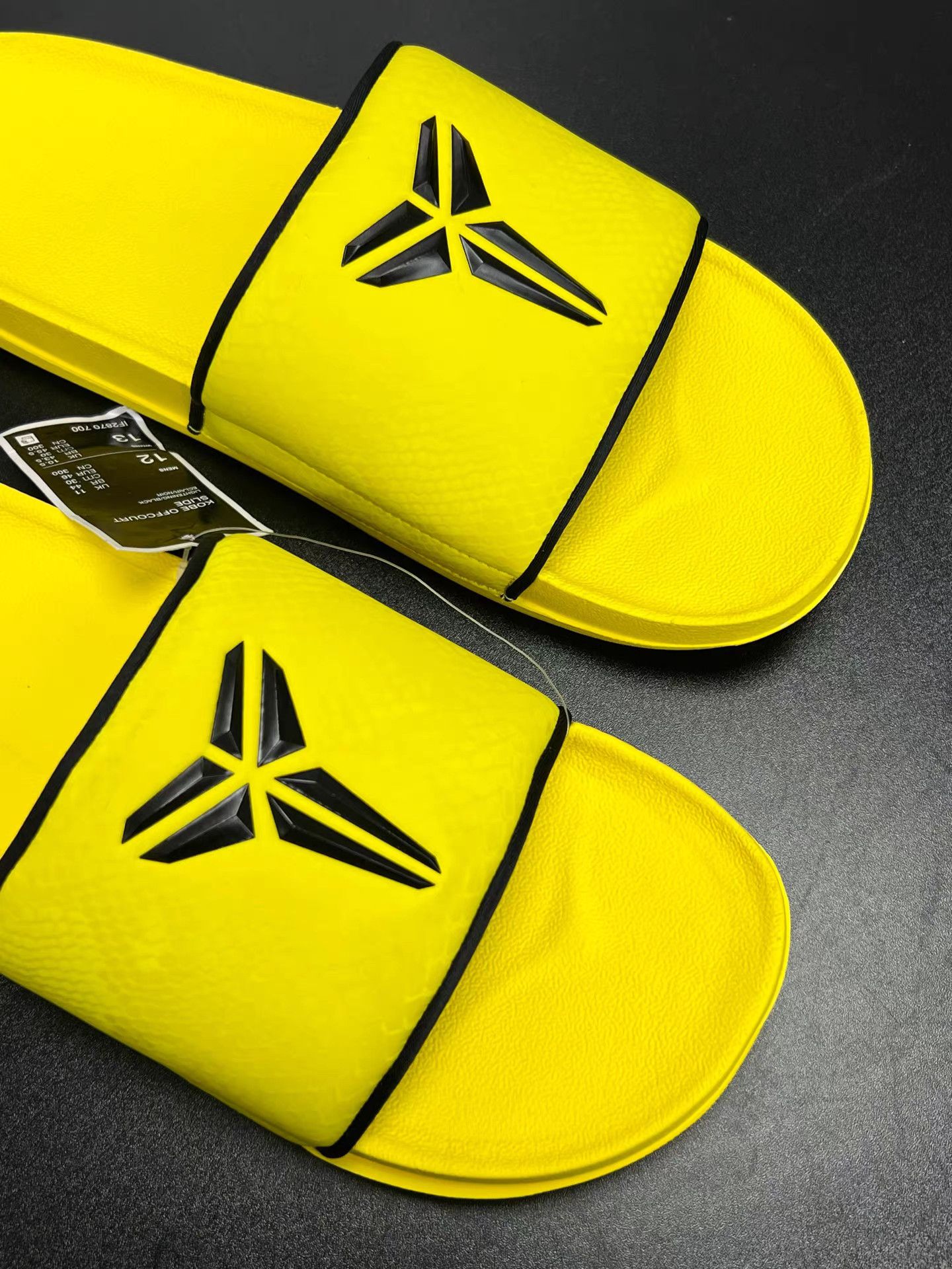 Nike NIKE KOBE Slide Black & Yellow K15 Size US 13 / EU 46 - 5 Thumbnail