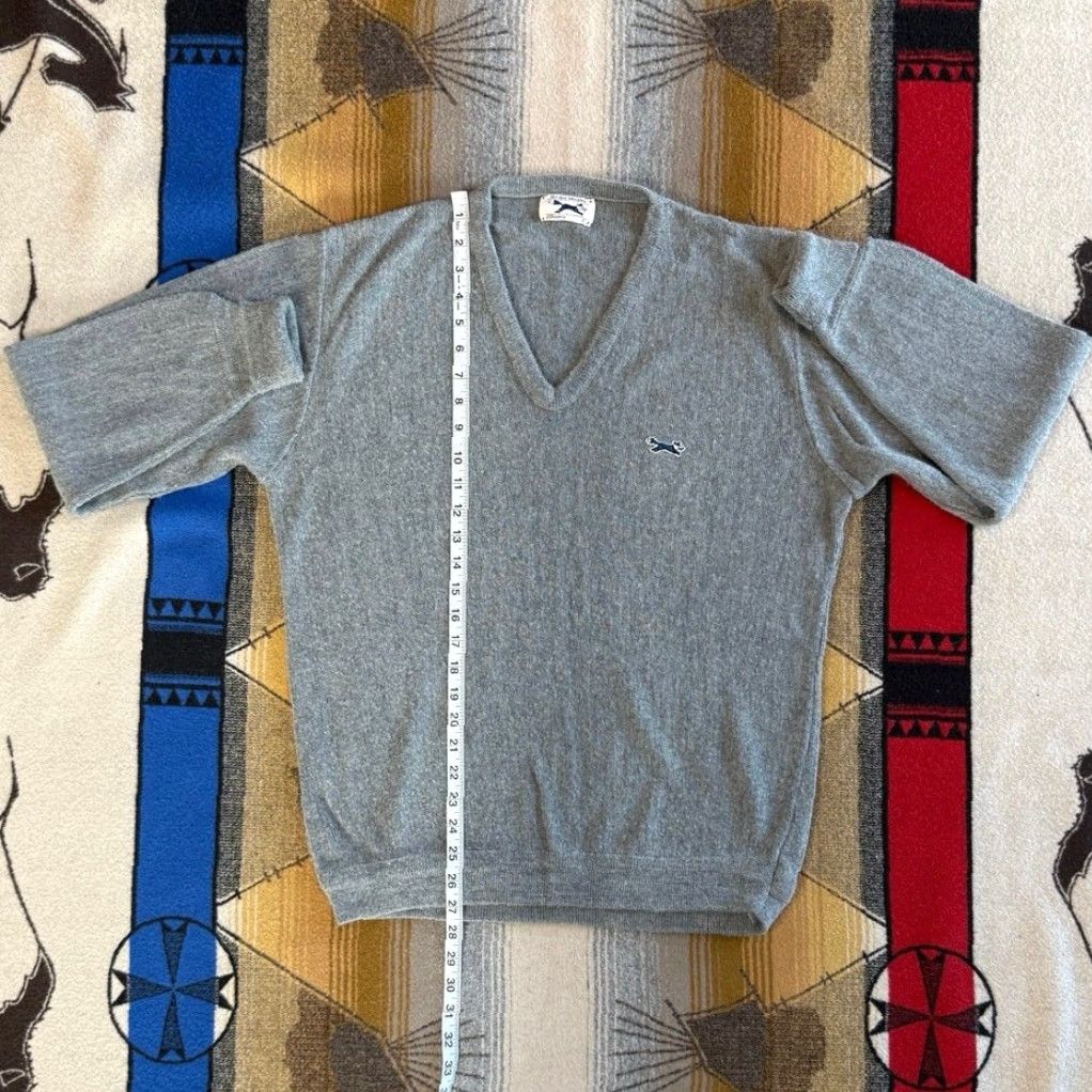 Vintage VINTAGE The Fox JCPenney Pullover Knit Sweater Men L Gray 80s V-Neck Long Sleeve Solid Casual Workwear 70s/80s Size US L / EU 52-54 / 3 - 6 Thumbnail