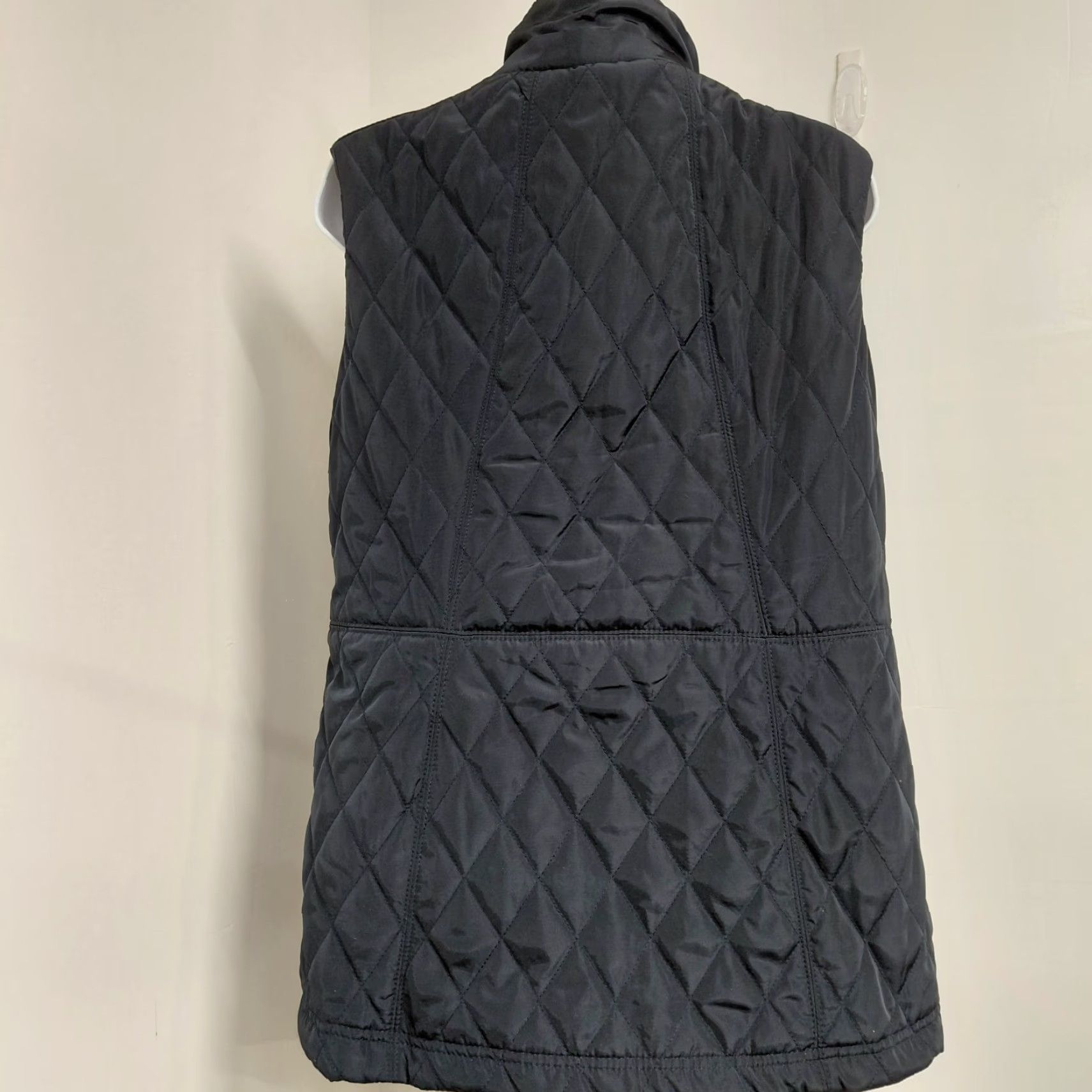 Vintage Thread & Supply Black Quilted Vest Women’s Size Large Full Zip Pockets Vest Quilted Black L Women Mens? Size L / US 10 / IT 46 - 6 Thumbnail