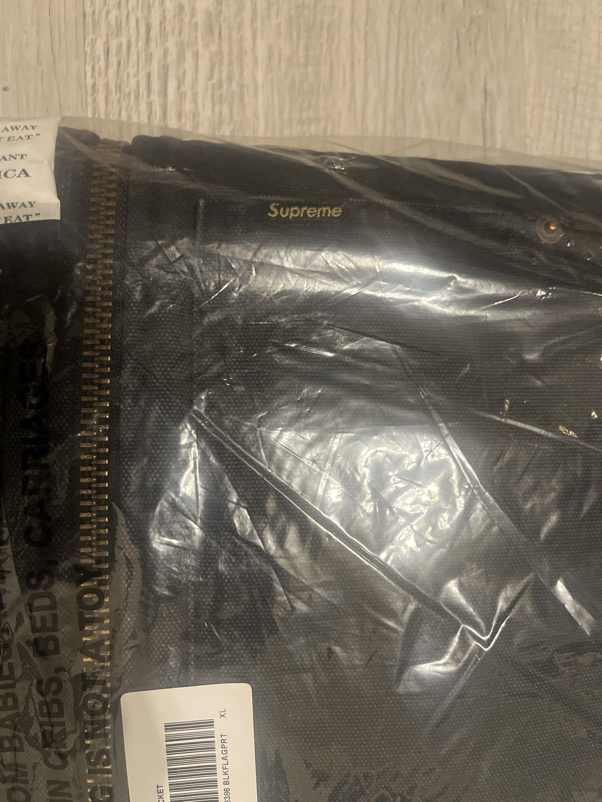 Supreme Supreme flag quilted hooded work jacket Size US XL / EU 56 / 4 - 3 Thumbnail