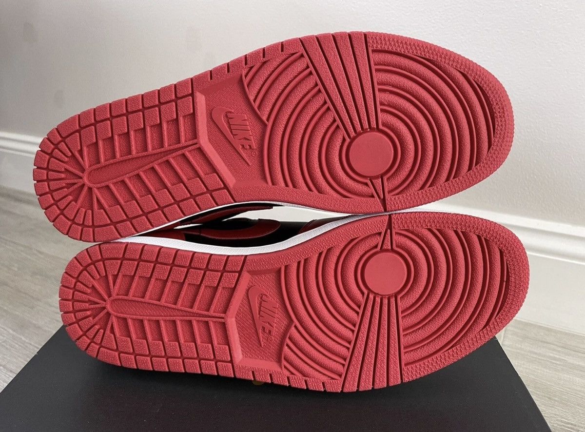 Jordan Brand Air Jordan 1 Low Reverse Bred Gym Red Black White Size 12 Size US 12 / EU 45 - 8 Thumbnail