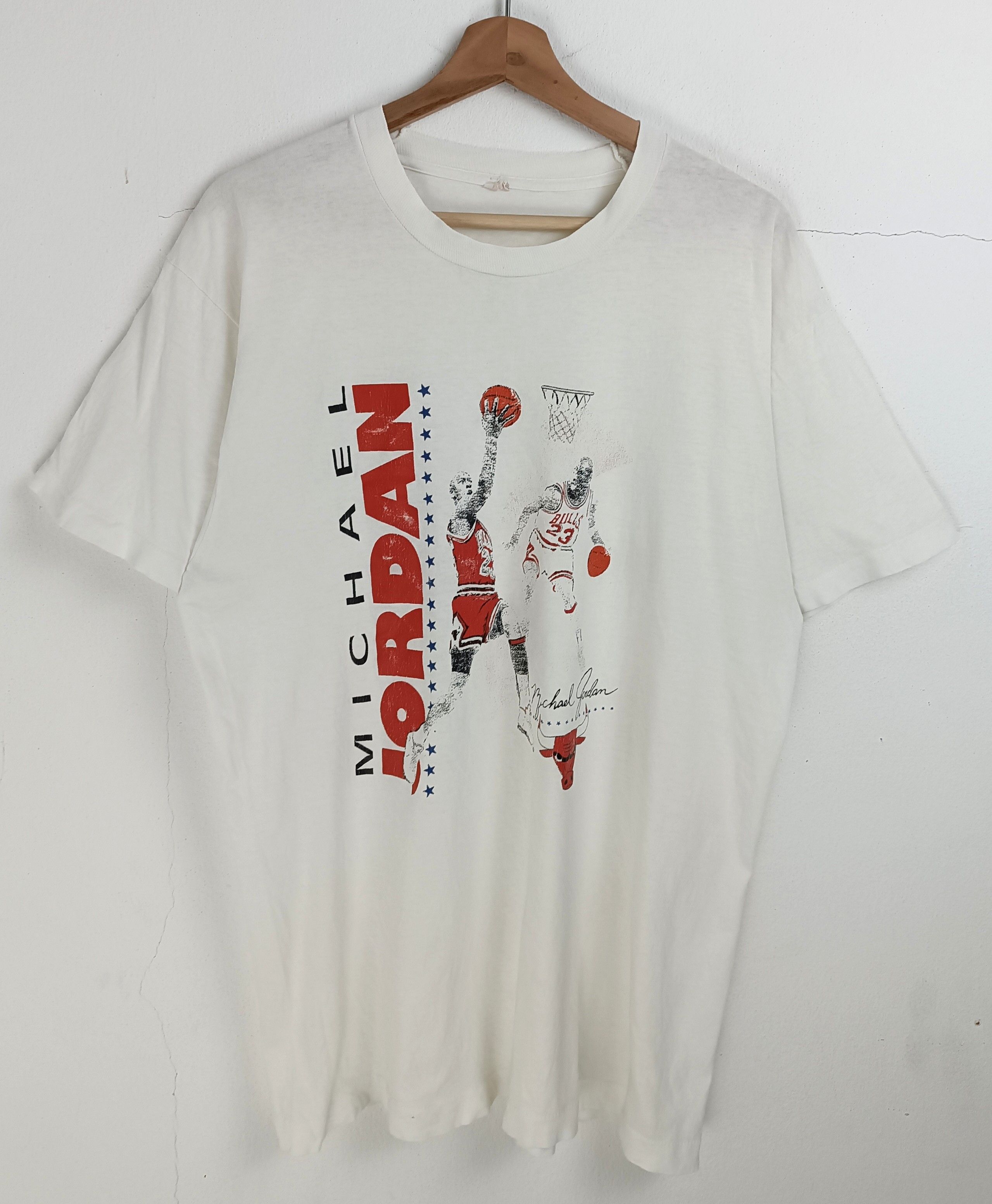 Vintage VINTAGE 90s MICHAEL JORDAN BULLS NBA BASKETBALL NIKE Size US M / EU 48-50 / 2 - 3 Thumbnail