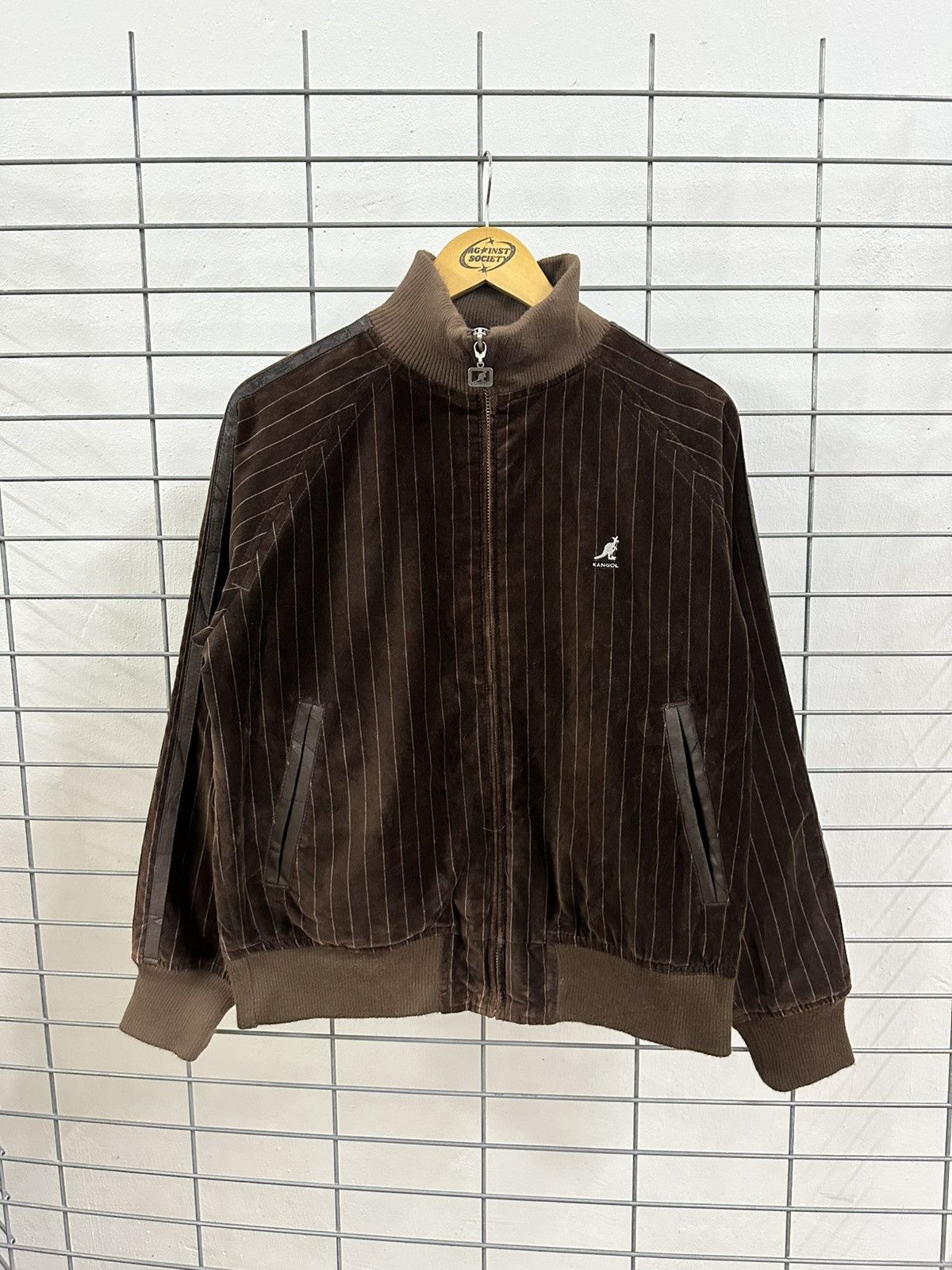 Beauty Beast × Kangol × Vintage Rare And Beautiful Kangol Velvet Zipper Jacket Y2K Style Size US M / EU 48-50 / 2 - 1 Thumbnail