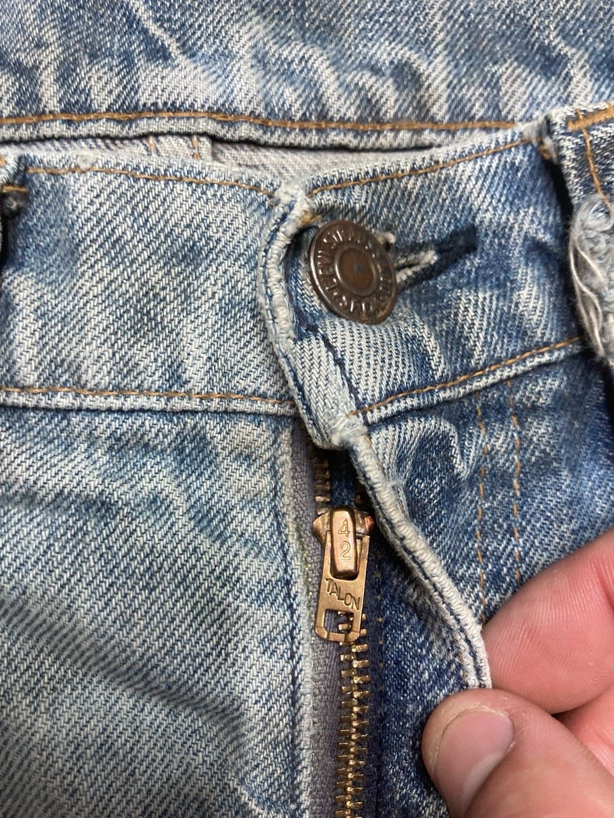 Levi's × Vintage 70s Levi’s 646 0217 jeans bell bottom faded distressed 31x30 Size US 31 - 5 Thumbnail