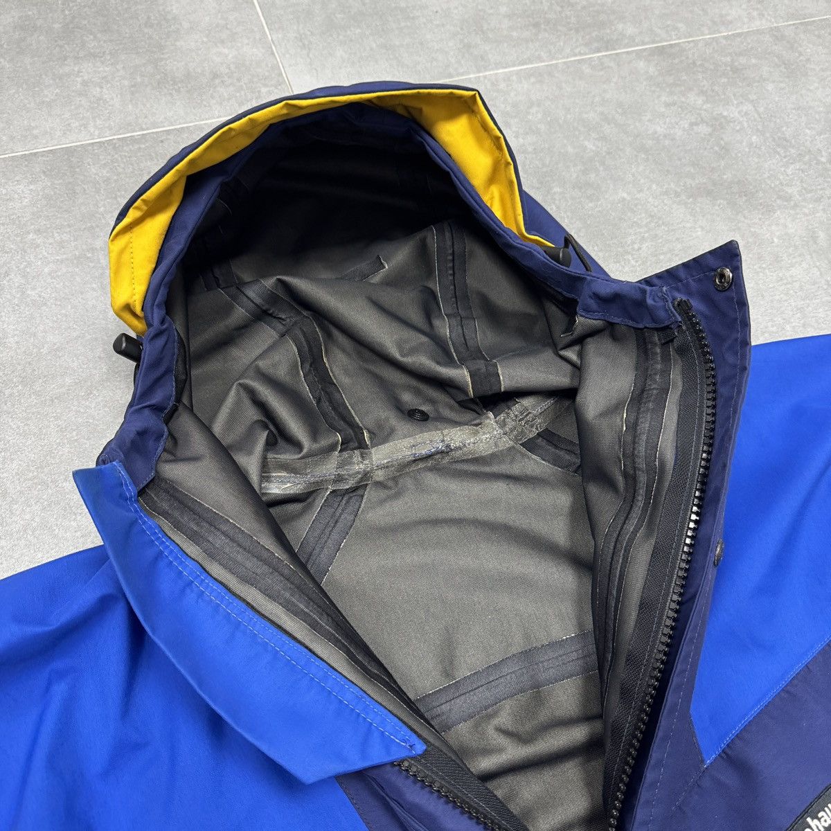 Berghaus Vintage Berghaus Extrem 7000 Gore-Tex Fabric Coat Jacket 90s Size US L / EU 52-54 / 3 - 11 Thumbnail