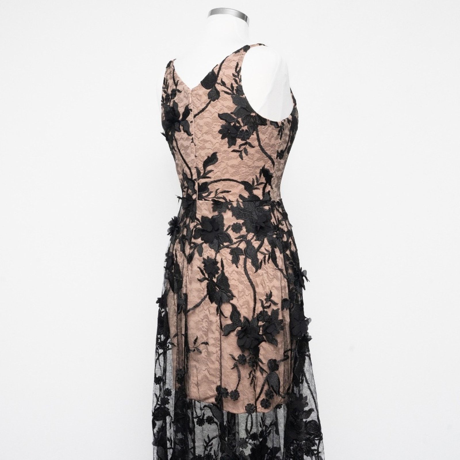 Dress the Population Dress the Population. Sidney Gown . Size S / US 4 / IT 40 - 12 Thumbnail