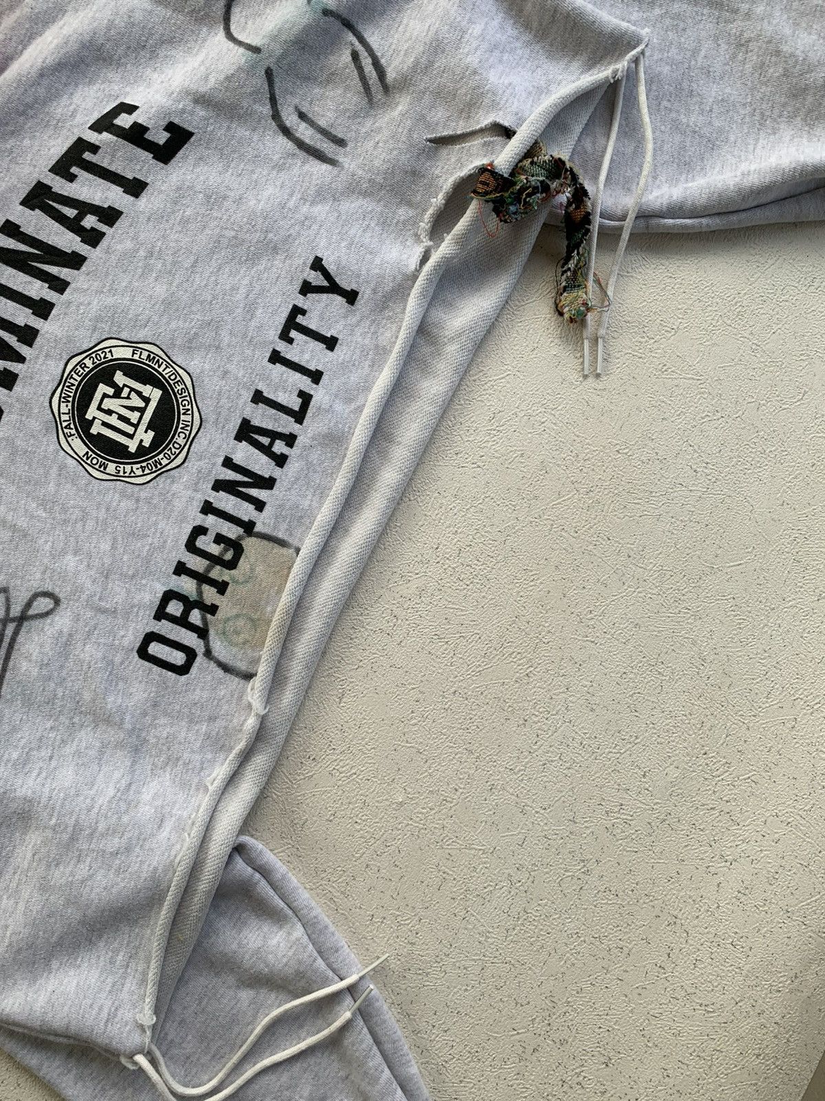 Japanese Brand CRAZY DISTRESSED FUR HOODIE F.ILLUMINATE BOXY CROP FIT Size US M / EU 48-50 / 2 - 10 Thumbnail