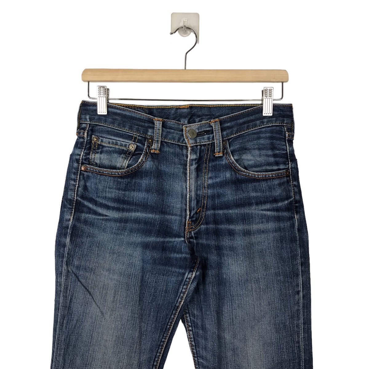 Levi's VINTAGE LEVI’S LOT 707 DISTRESSED DENIM JEANS LEATHER PAD Size US 26 / EU 42 - 2 Thumbnail