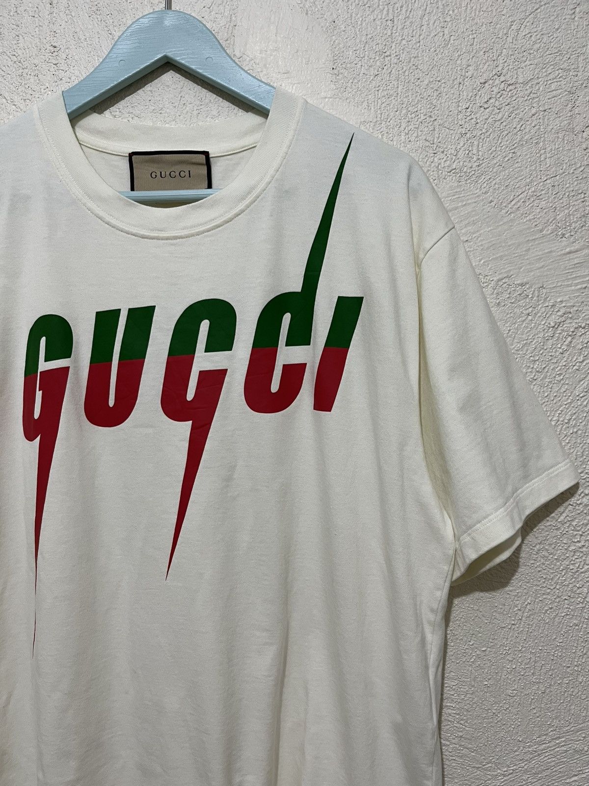 Gucci GUCCI "Blade" Logo T-Shirt Size US L / EU 52-54 / 3 - 1 Thumbnail