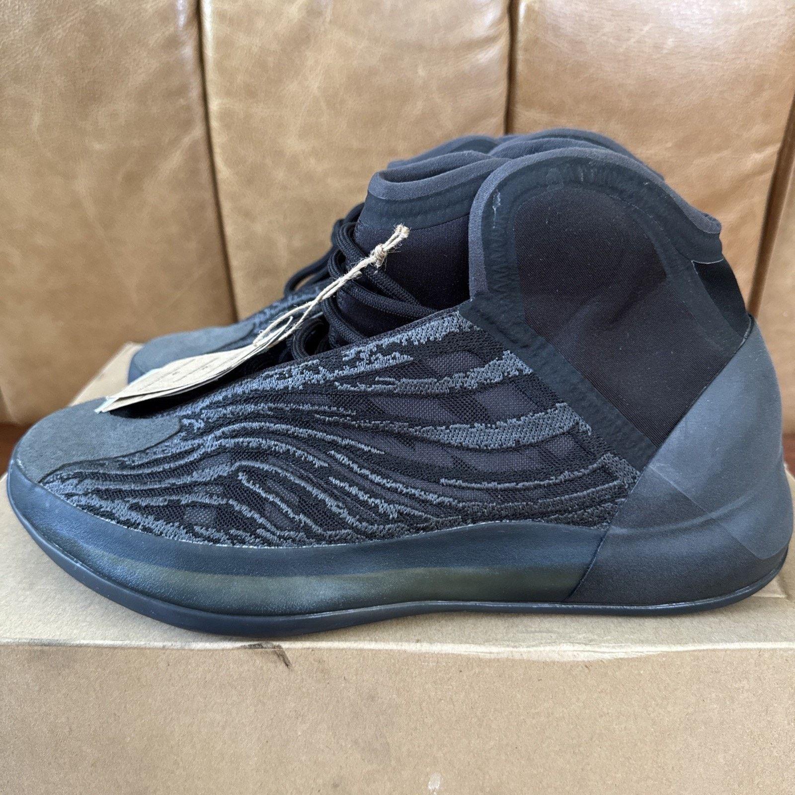 Adidas Size 10 - adidas Yeezy QNTM Onyx Basketball Shoe Size US 10 / EU 43 - 3 Thumbnail