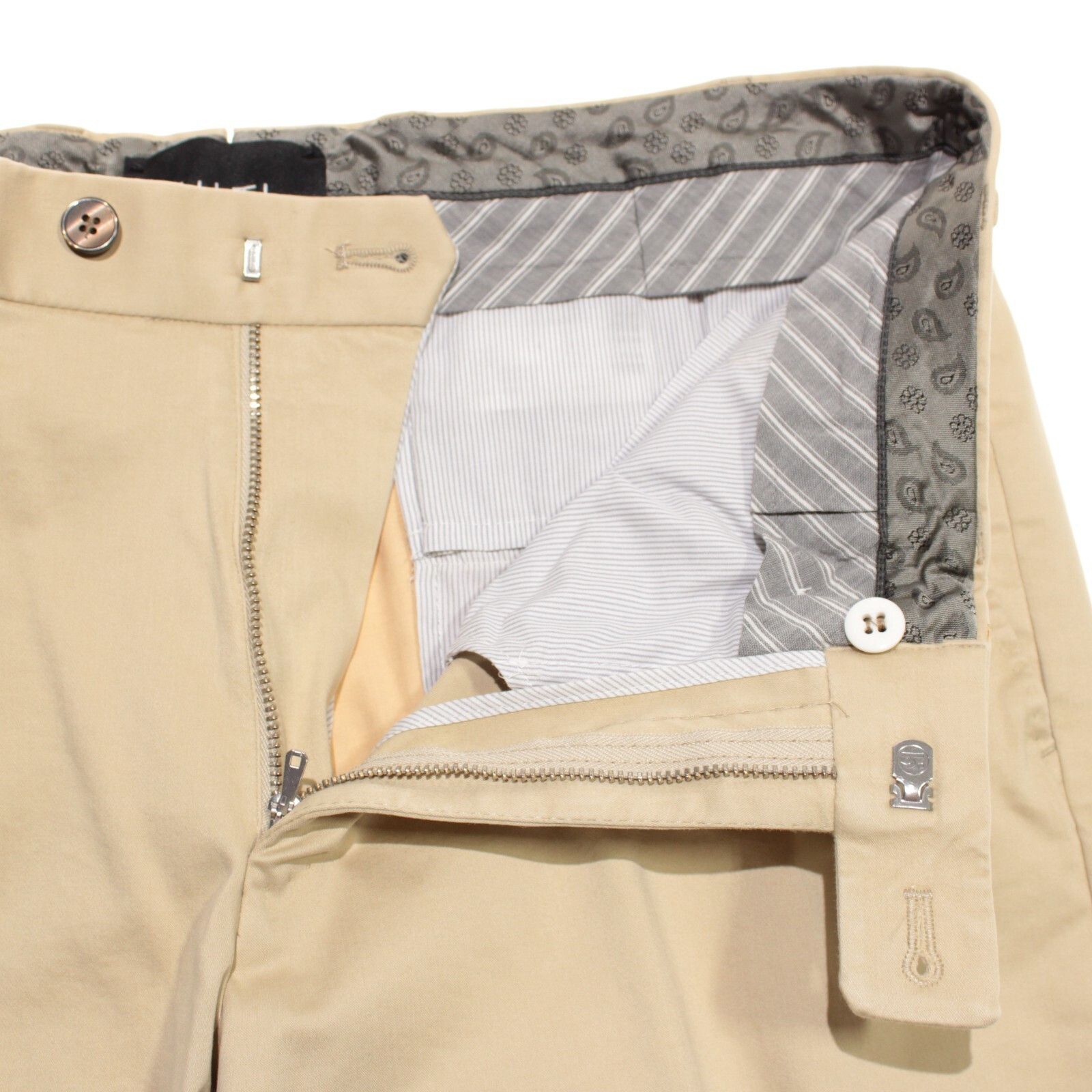 Hiltl Hiltl New with tags Chino Size 32 US In Beige Size US 32 / EU 48 - 2 Thumbnail