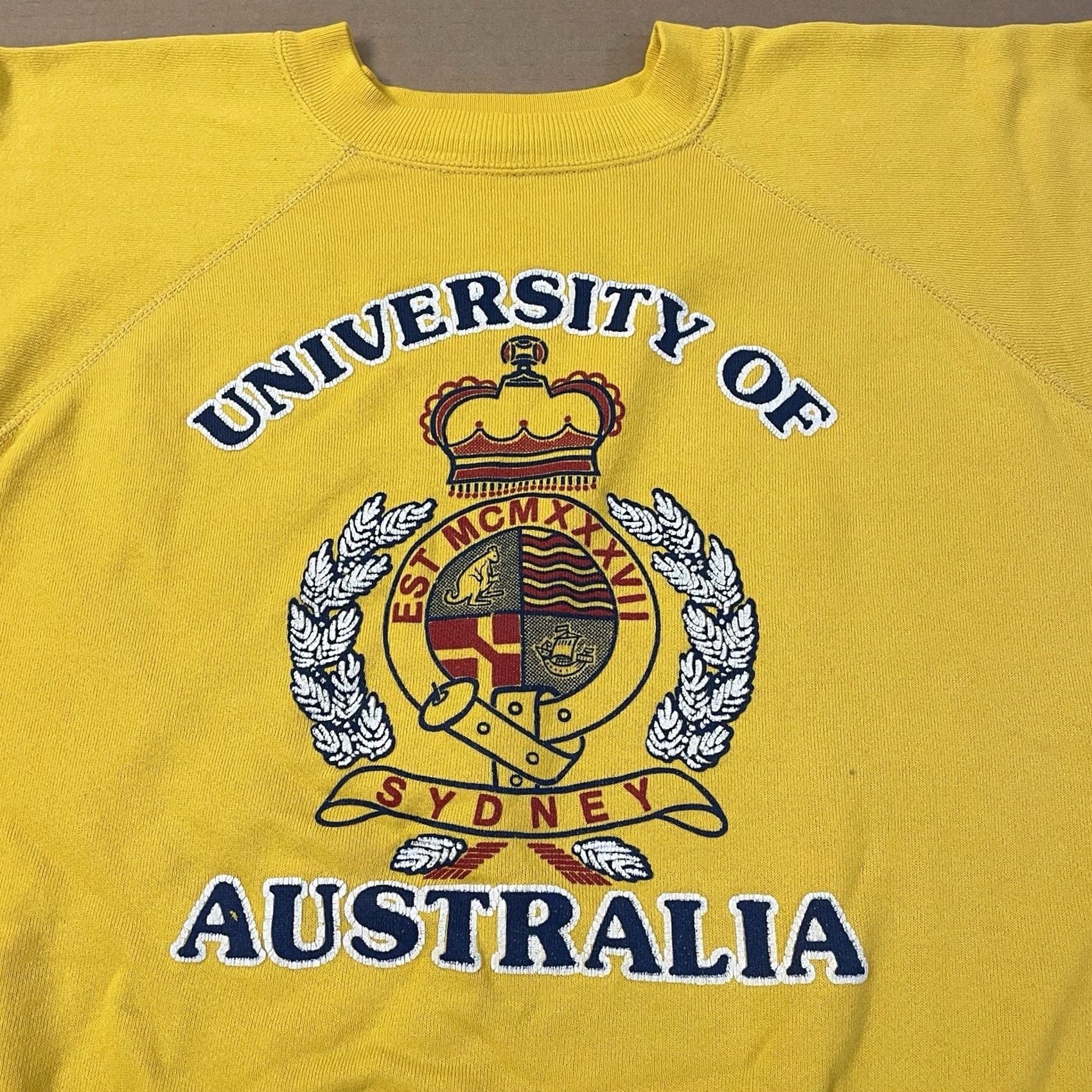 Velva Sheen VINTAGE Velva Sheen University of Australia Sweatshirt Adult Large Gold Pullover Mens Sweatshirt Pullover Gold Logo 80s 90s Mens Size US L / EU 52-54 / 3 - 5 Thumbnail