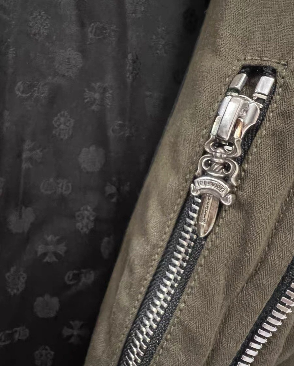 Chrome Hearts Military green down puffer jacket Size US M / EU 48-50 / 2 - 6 Thumbnail