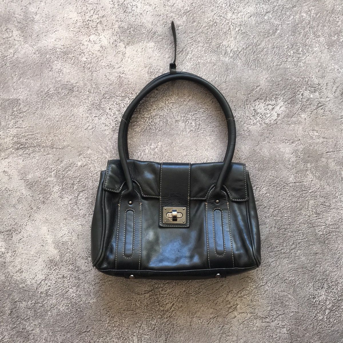 Vintage Vintage Y2K Black Leather Shoulder Bag Japanese Streetwear O Size ONE SIZE - 8 Thumbnail
