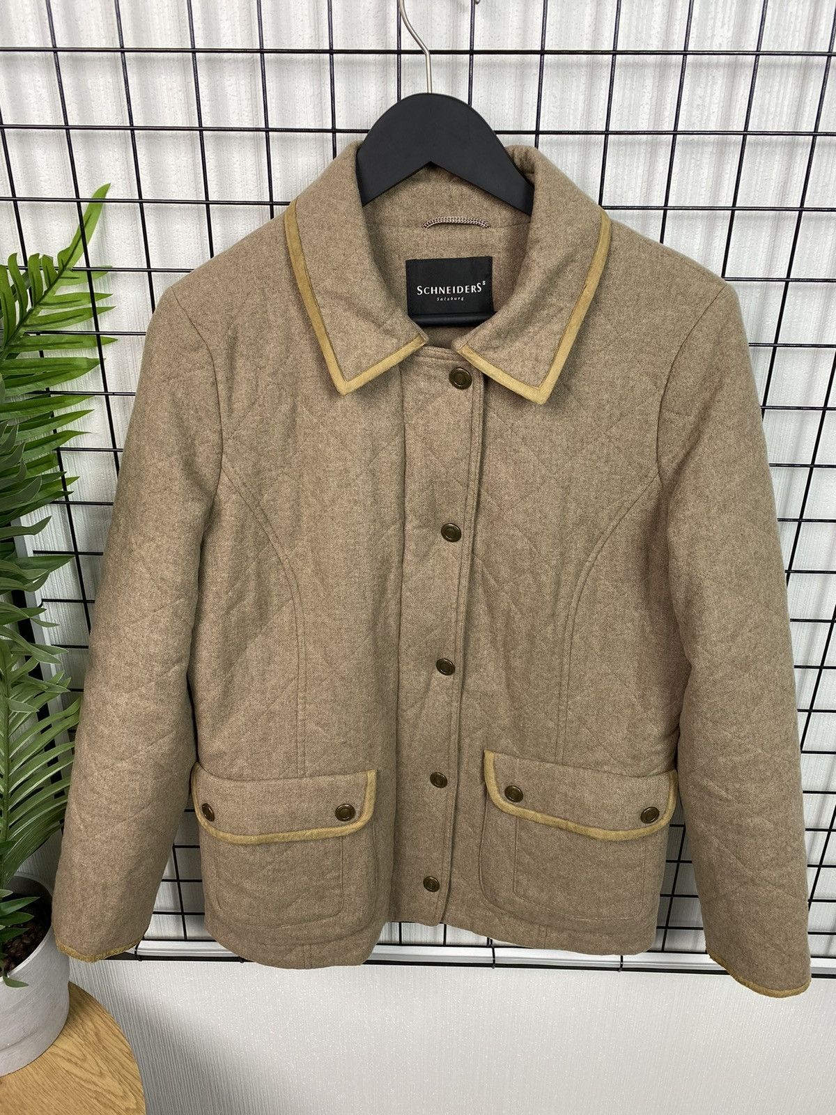 Designer × Stephan Schneider SchneiderS Salzburg Luxury women lana wool jacket Nathalie Size L / US 10 / IT 46 - 2 Thumbnail