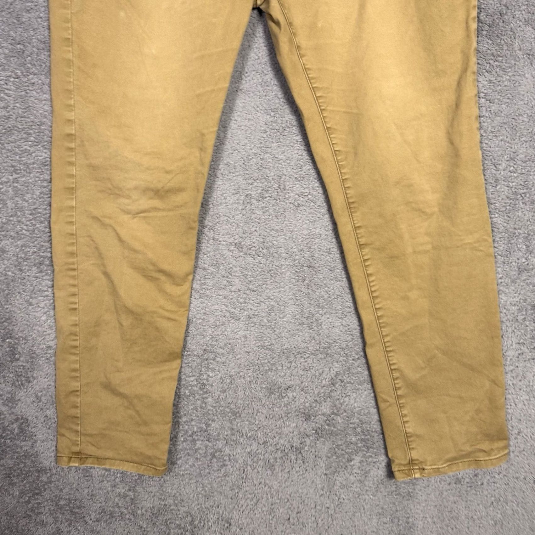 Vintage Flint & Tinder Pants Mens 34x30 Athletic Tapered Chino Fade 365 Everyday Brown Cotton Blend Spandex 5-Pocket Mens Fit Regular Inseam 29"} Size US 34 / EU 50 - 2 Thumbnail