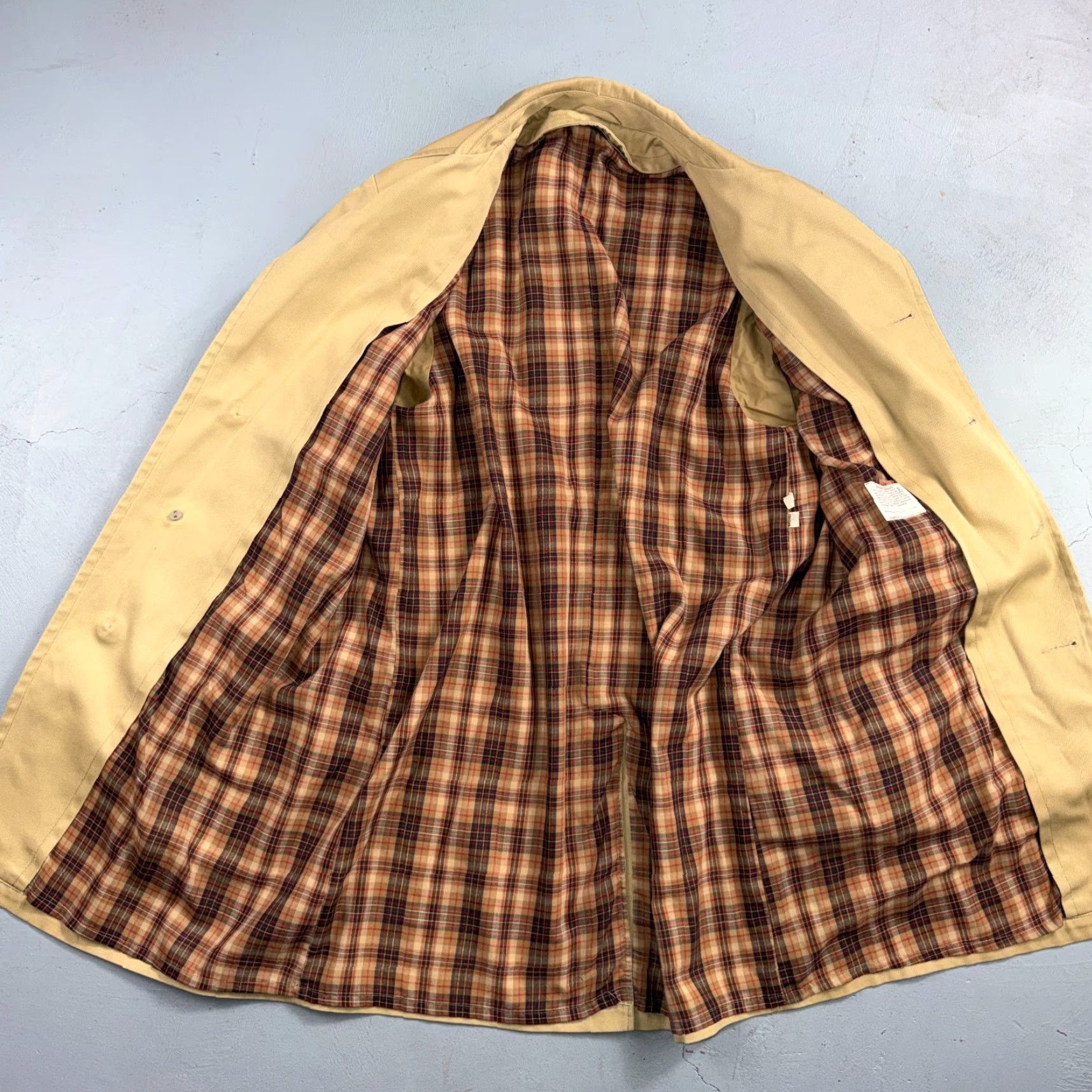 Vintage VINTAGE 50s 60s Beige Mid-Length Jacket Overcoat Belted Retro Mens Size 40 Size US XXS / EU 40 - 2 Thumbnail