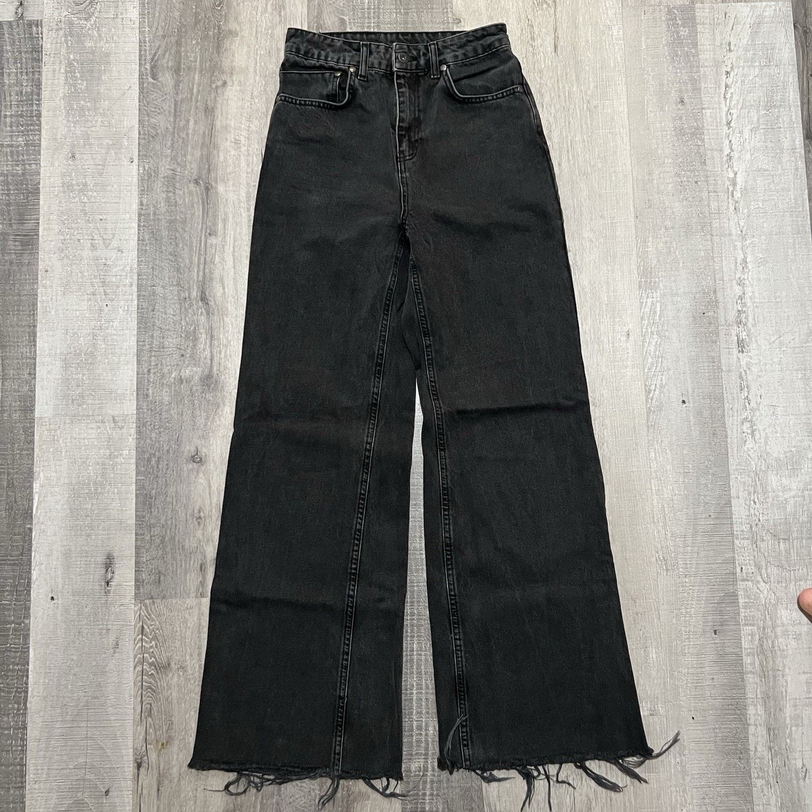 Vintage Ragged Jeans Womens 26 Black Wide Leg High Rise Flared Denim Size 26" / US 2 / IT 38 - 1 Thumbnail