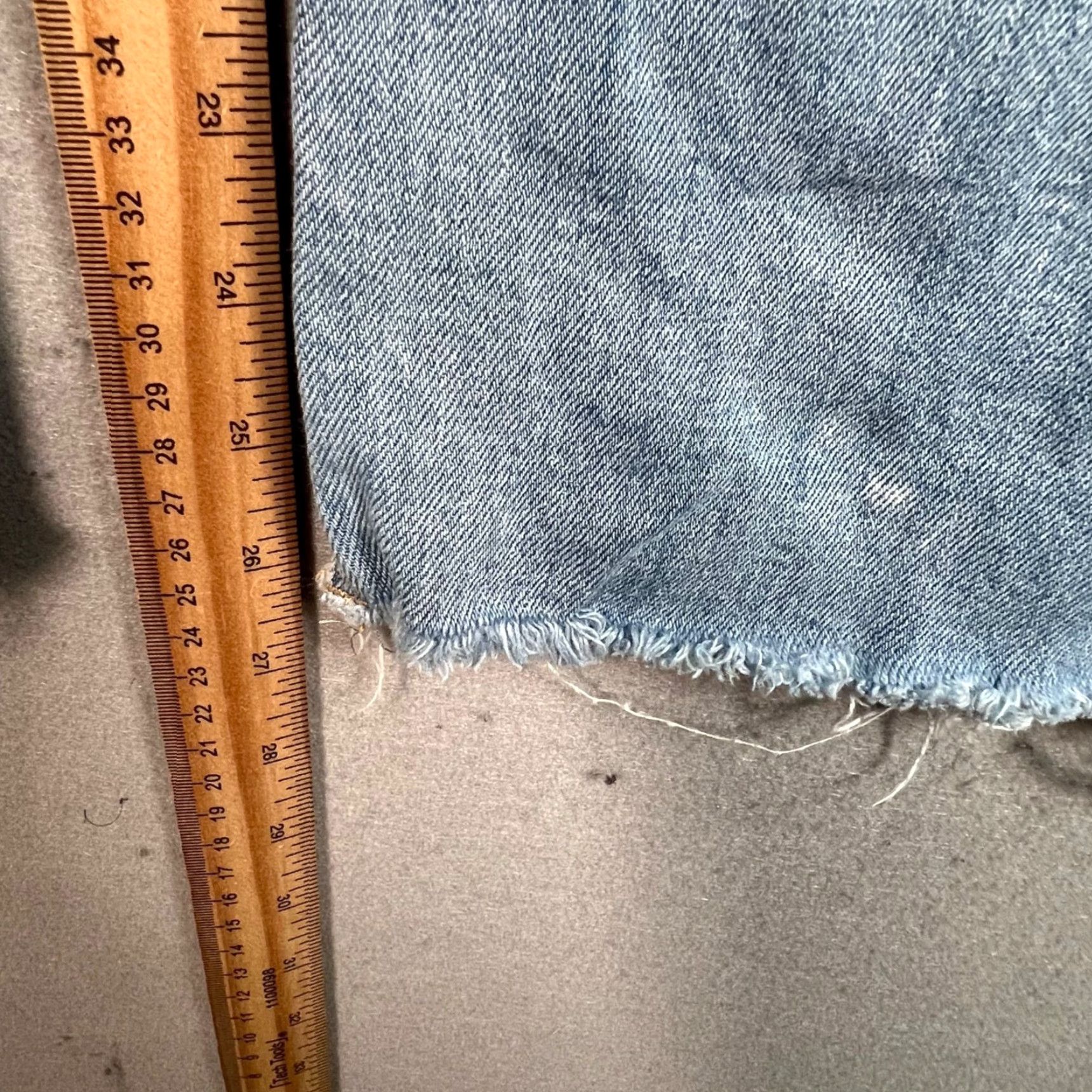 Akira Akira Womens Distressed Light Wash Straight Leg Denim Jeans Size 7 Size 28" / US 6 / IT 42 - 7 Thumbnail