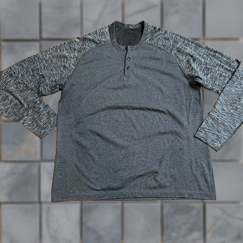 Lululemon Lululemon Shirt Mens XL Metal Vent Tech Long Sleeve Henley Gray Performance Size US XL / EU 56 / 4 - 1 Thumbnail