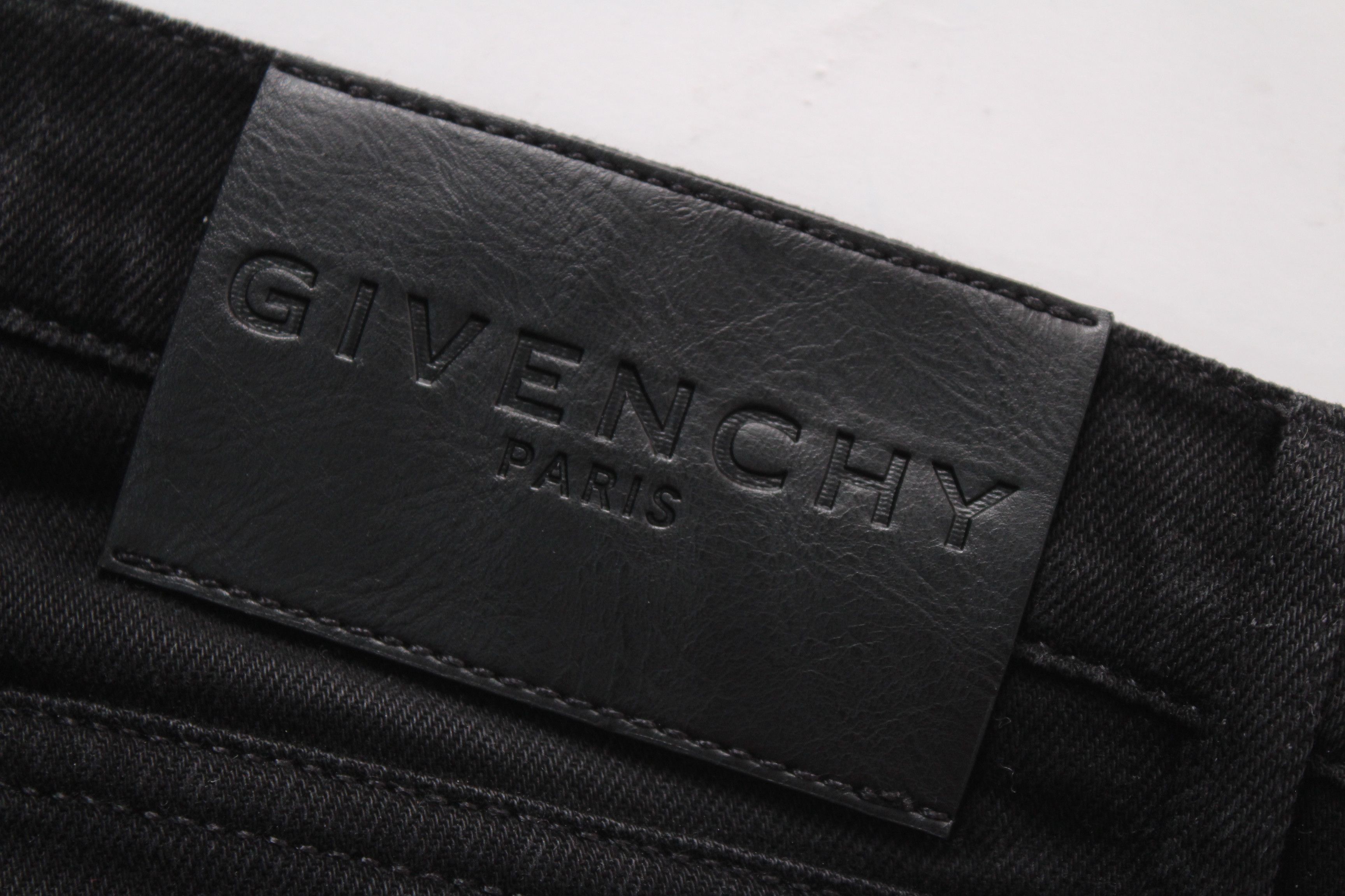 Givenchy Givenchy Distressed Raw Hem Slim Fit Denim Jeans Size 29 Size US 29 - 4 Thumbnail