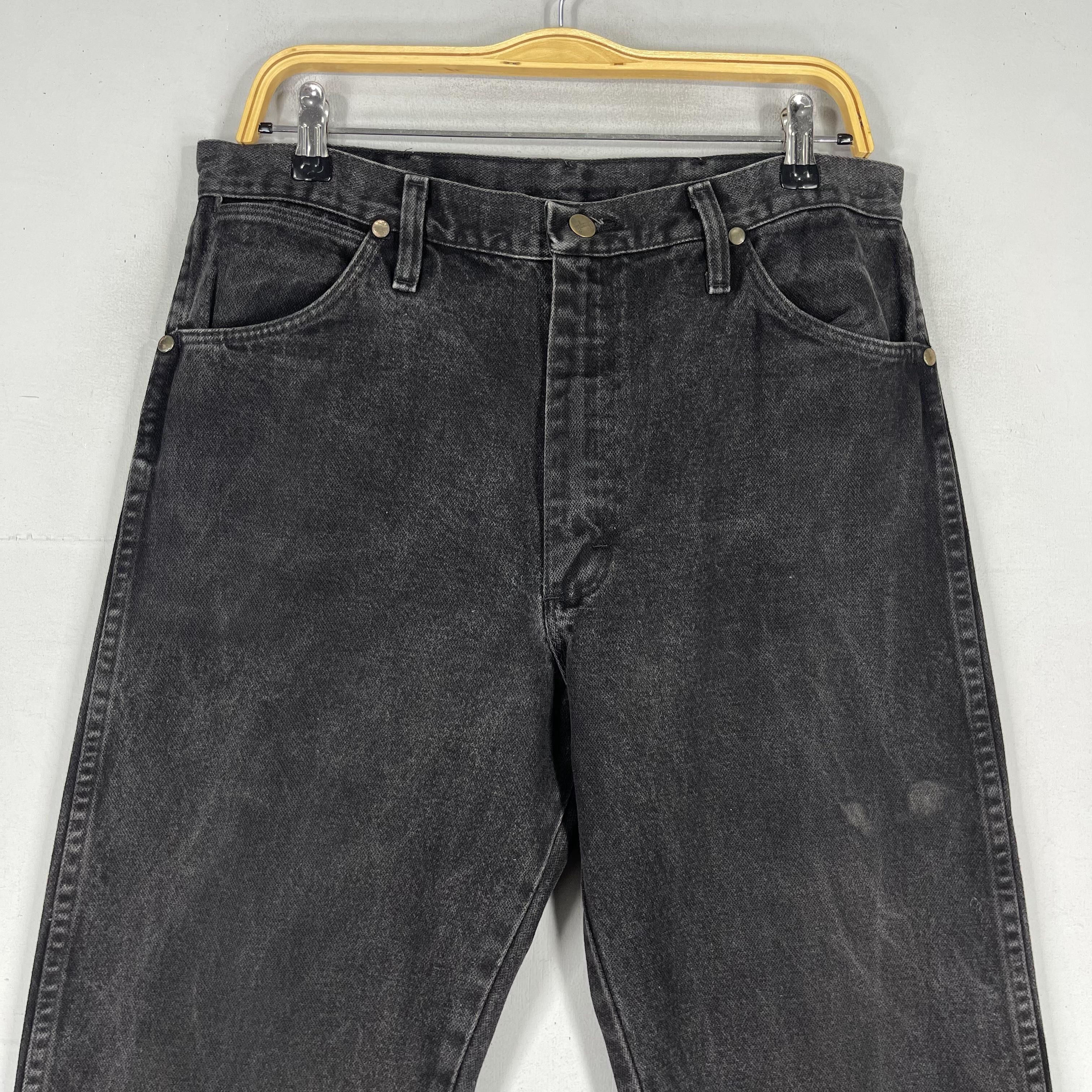 Vintage × Wrangler Size 32 Vintage Distressed Wrangler Black Washed Jeans Size US 32 / EU 48 - 2 Thumbnail