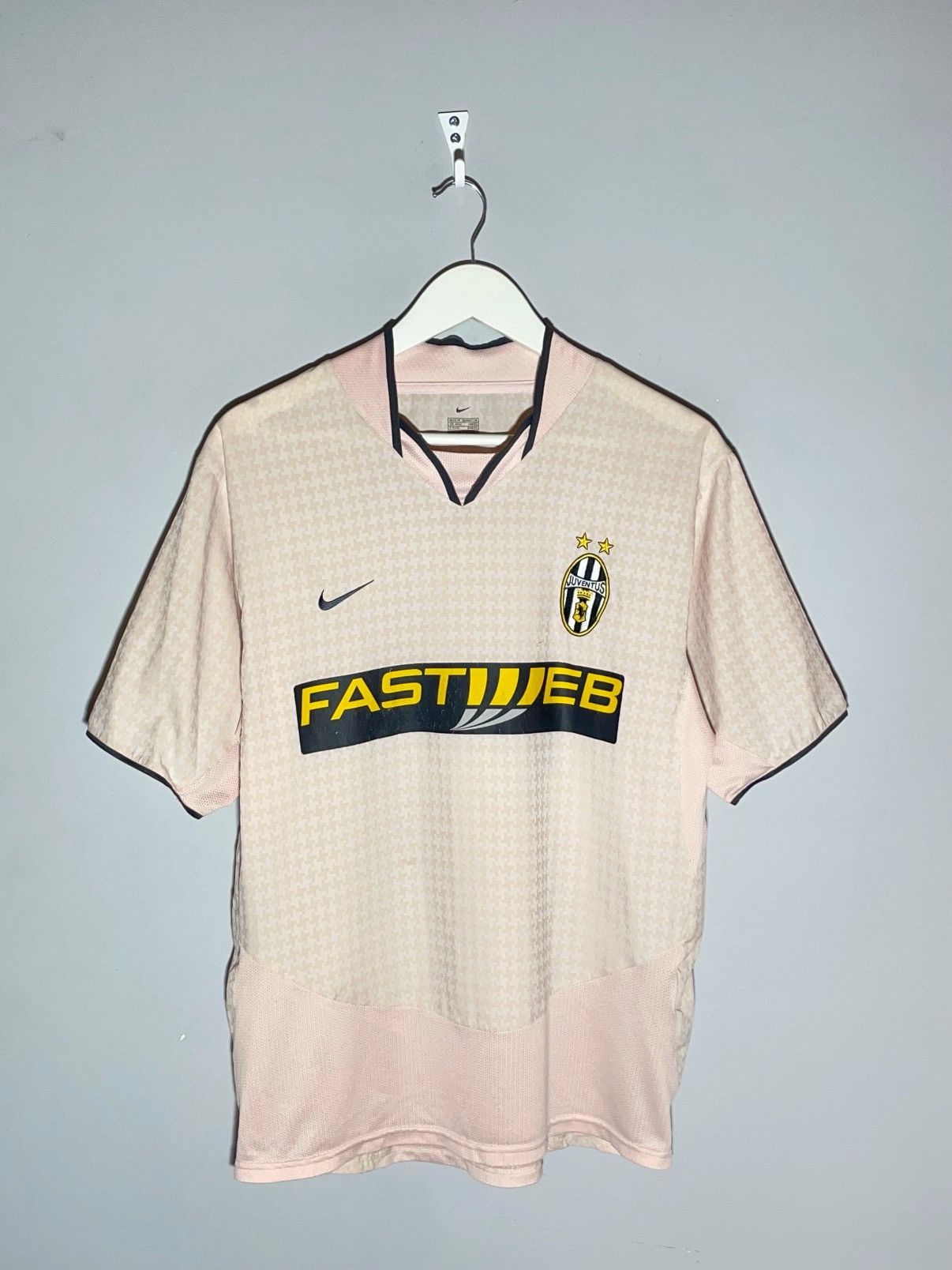 Nike × Vintage Juventus Nike 2003/04 Away Y2k Vintage Football Shirt Size US M / EU 48-50 / 2 - 1 Thumbnail