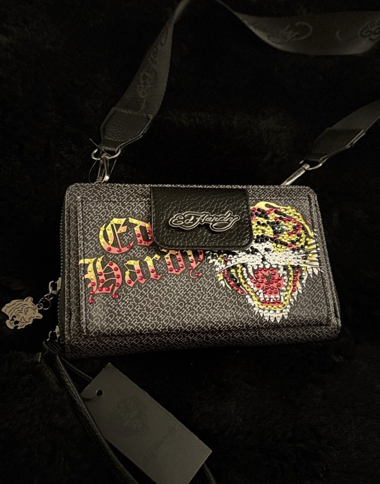 Ed Hardy Ed Hardy Rhinestone Tiger Crossbody Wallet New w Tag Size ONE SIZE - 4 Thumbnail