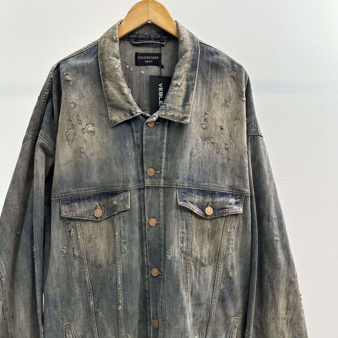 Balenciaga Balenciaga Rhinestone Burnt Logo Denim Jacket Size US XXL / EU 58 / 5 - 2 Thumbnail