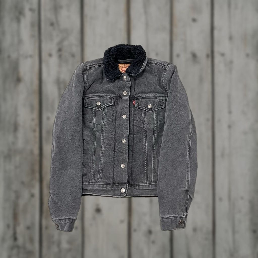 Levi's Levi’s Womens Sherpa Denim Trucker Jacket Black & Grey Wool Lining Size Small Size S / US 4 / IT 40 - 1 Thumbnail