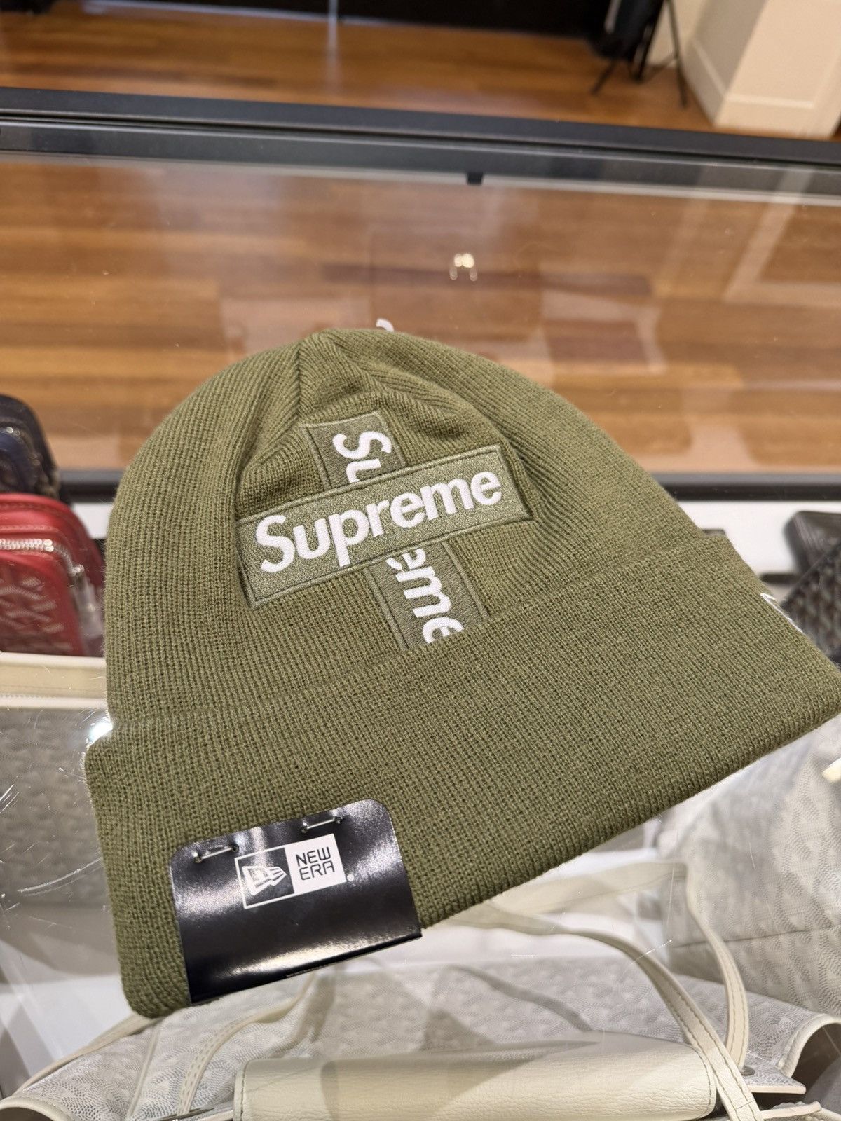 New Era × Supreme Supreme x New Era Cross Box Logo Beanie - Olive Size ONE SIZE - 1 Thumbnail