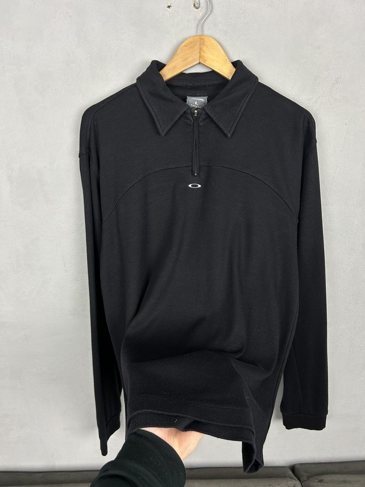 Oakley Vintage Oakley centre logo 1/3 zip sweatshirt Size US L / EU 52-54 / 3 - 4 Thumbnail