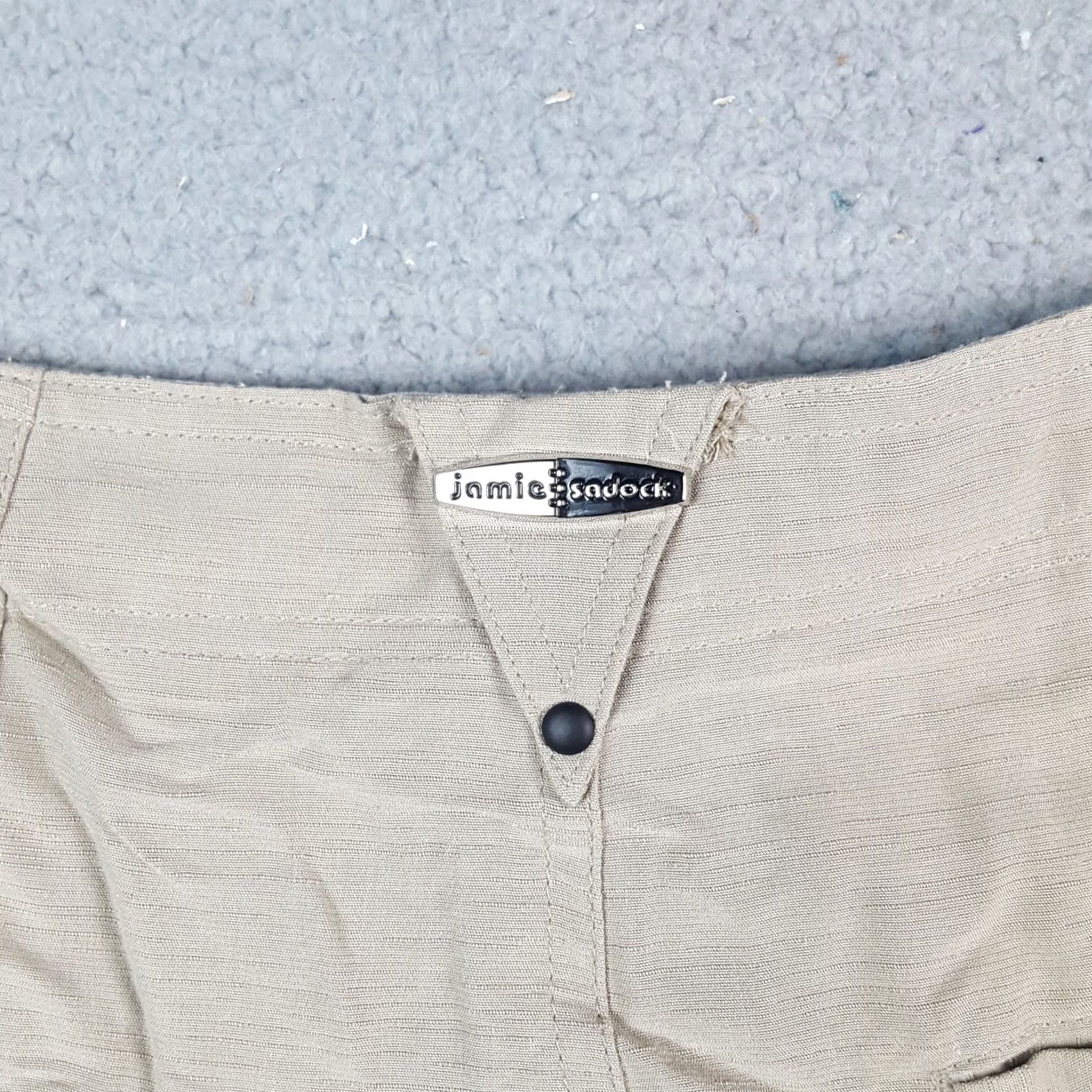 Vintage VINTAGE Jamie Sadock Chino Shorts Womens 8 Khaki 00s Y2K Preppy Breathable Lightweight Casual Summer 2000s Size 30" / US 8 / IT 44 - 7 Thumbnail