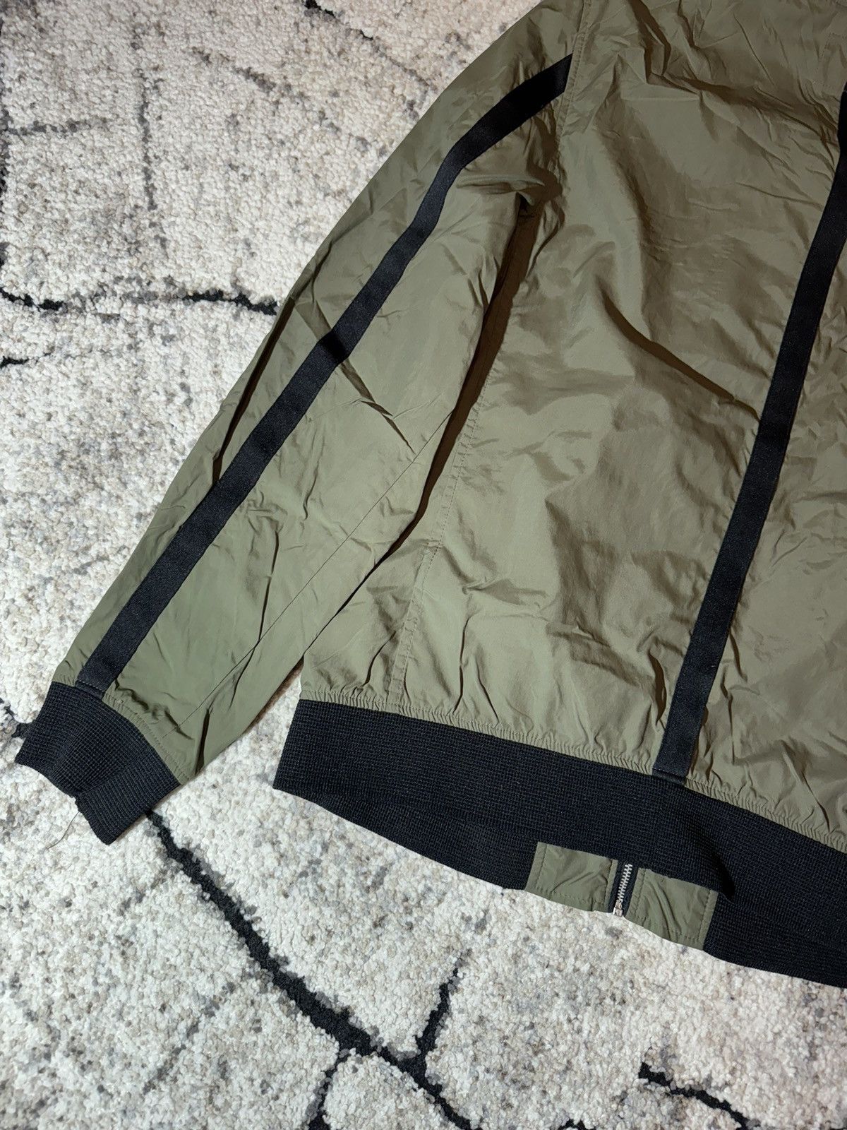 Allsaints Allsaints Sonne Bomber Nylon Men’s MJ017Q Light Jacket S sz Size US S / EU 44-46 / 1 - 11 Thumbnail