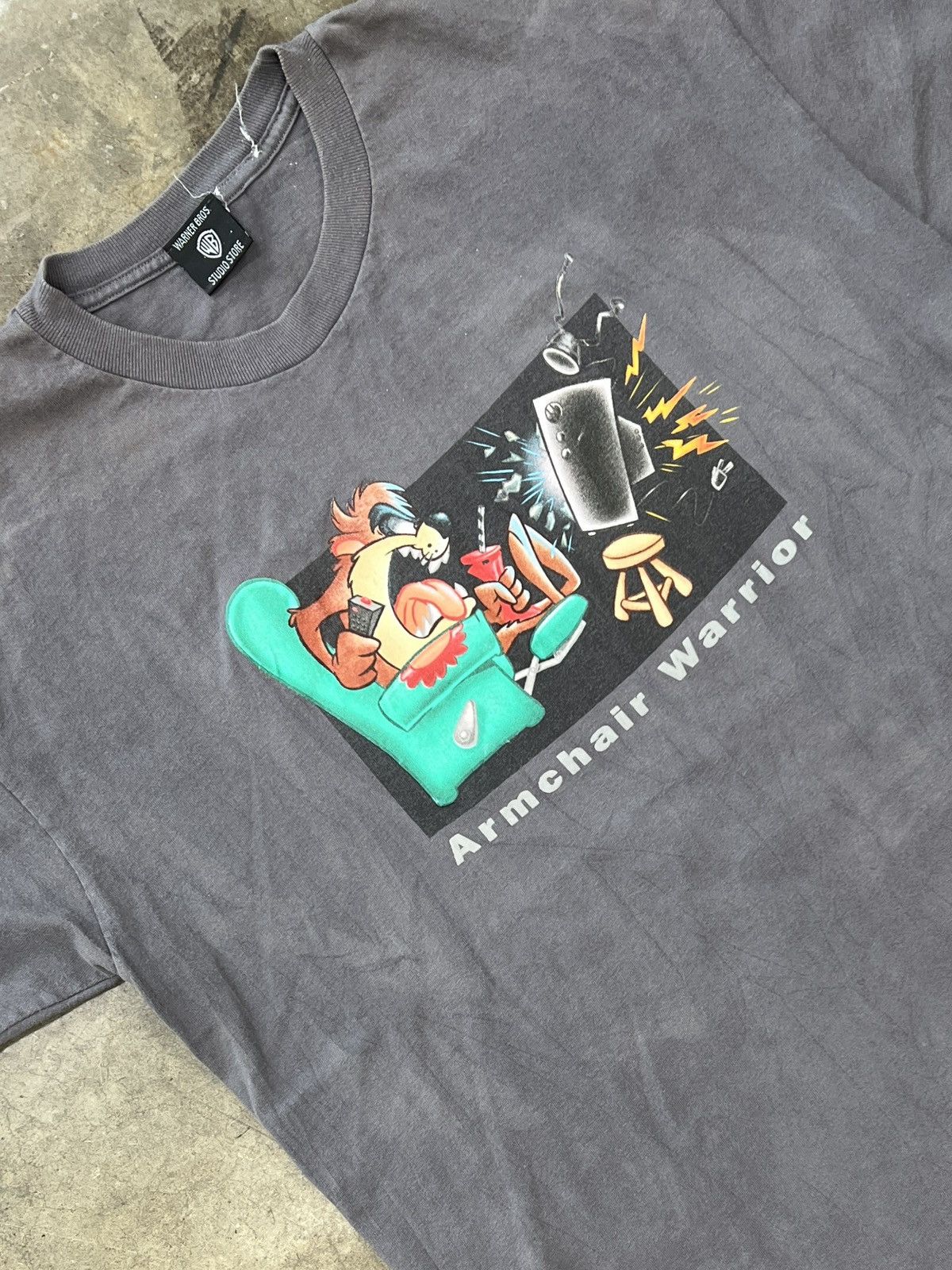 Vintage × Warner Bros Vintage Taz Armchair Warrior Single Stitch Tee Large Size US L / EU 52-54 / 3 - 1 Thumbnail
