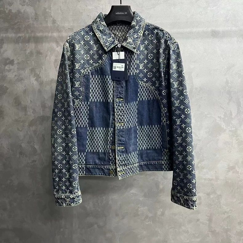Louis Vuitton Louis Vuitton Navy Blue Logo Plaid Print Patchwork Denim J Size US L / EU 52-54 / 3 - 1 Thumbnail