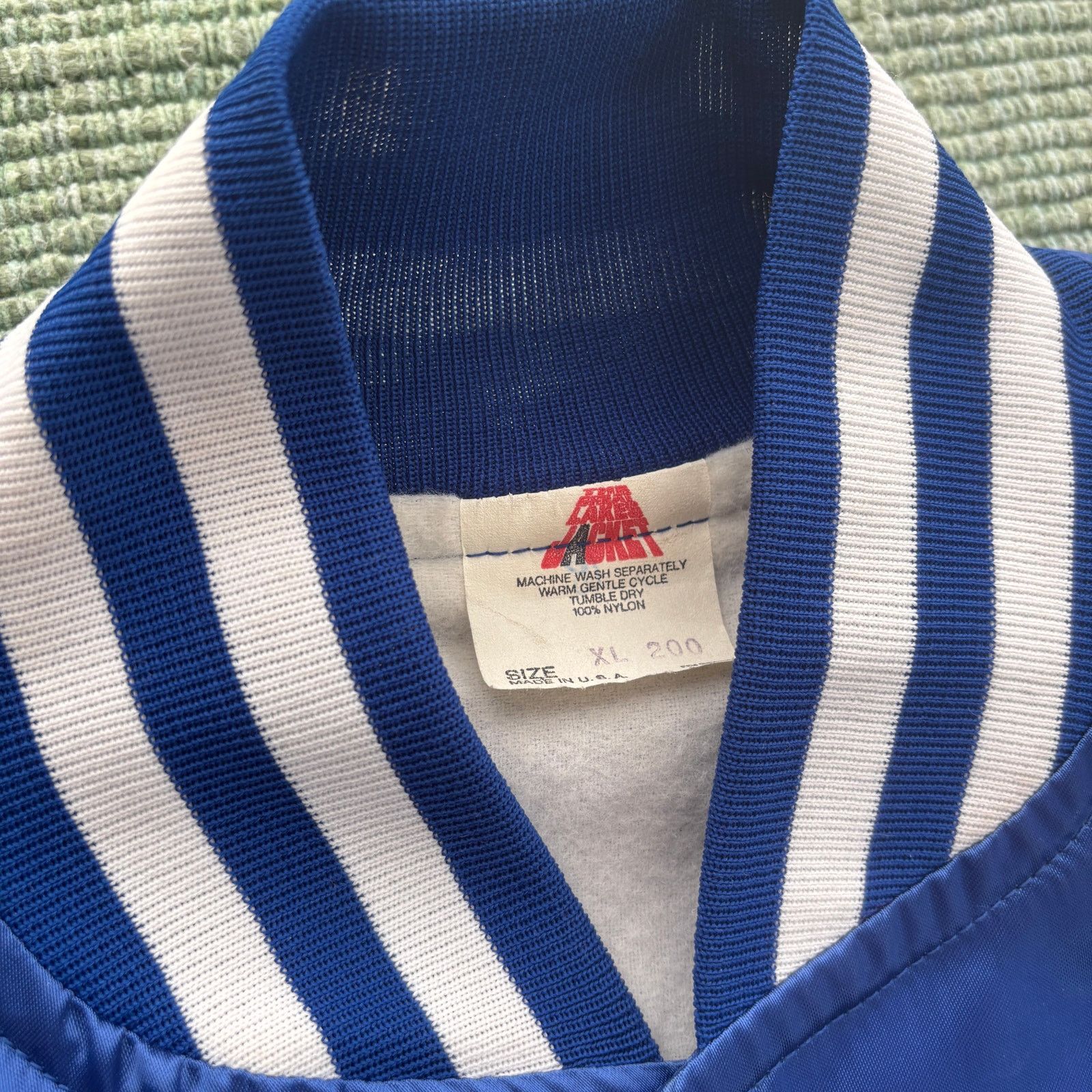 Vintage 1980s vintage shiny blue satin bomber jacket size xl Size US XL / EU 56 / 4 - 5 Thumbnail