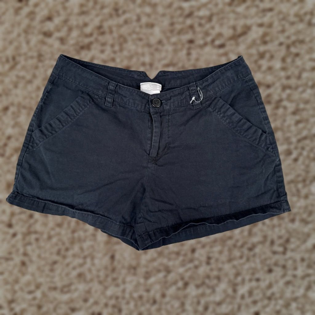 Vintage VINTAGE Columbia Shorts Womens 6 Black Cotton Twill Chino Hiking Camping Casual 28x4 Size 28" / US 6 / IT 42 - 1 Thumbnail