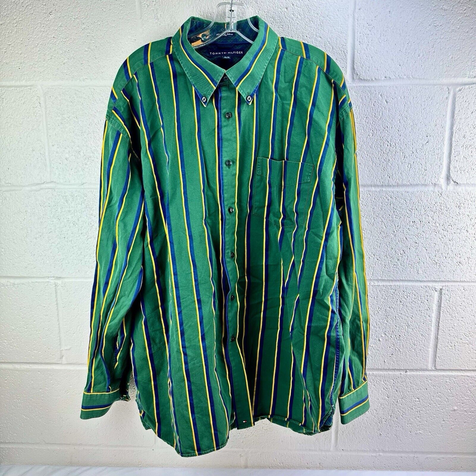 Tommy Hilfiger Tommy Hilfiger Men's Dress Shirt 80's 2 Ply Fabric XL Size US XL / EU 56 / 4 - 1 Thumbnail