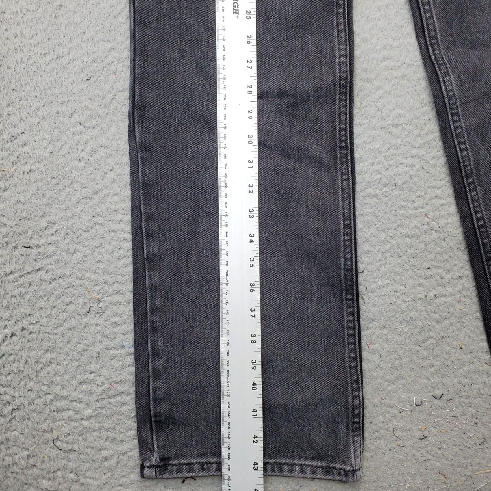 Topshop Topshop Jeans Womens Size 6 Gray Denim Dark Wash Regular Straight Leg Button Fly Shirt? Size 28" / US 6 / IT 42 - 3 Thumbnail
