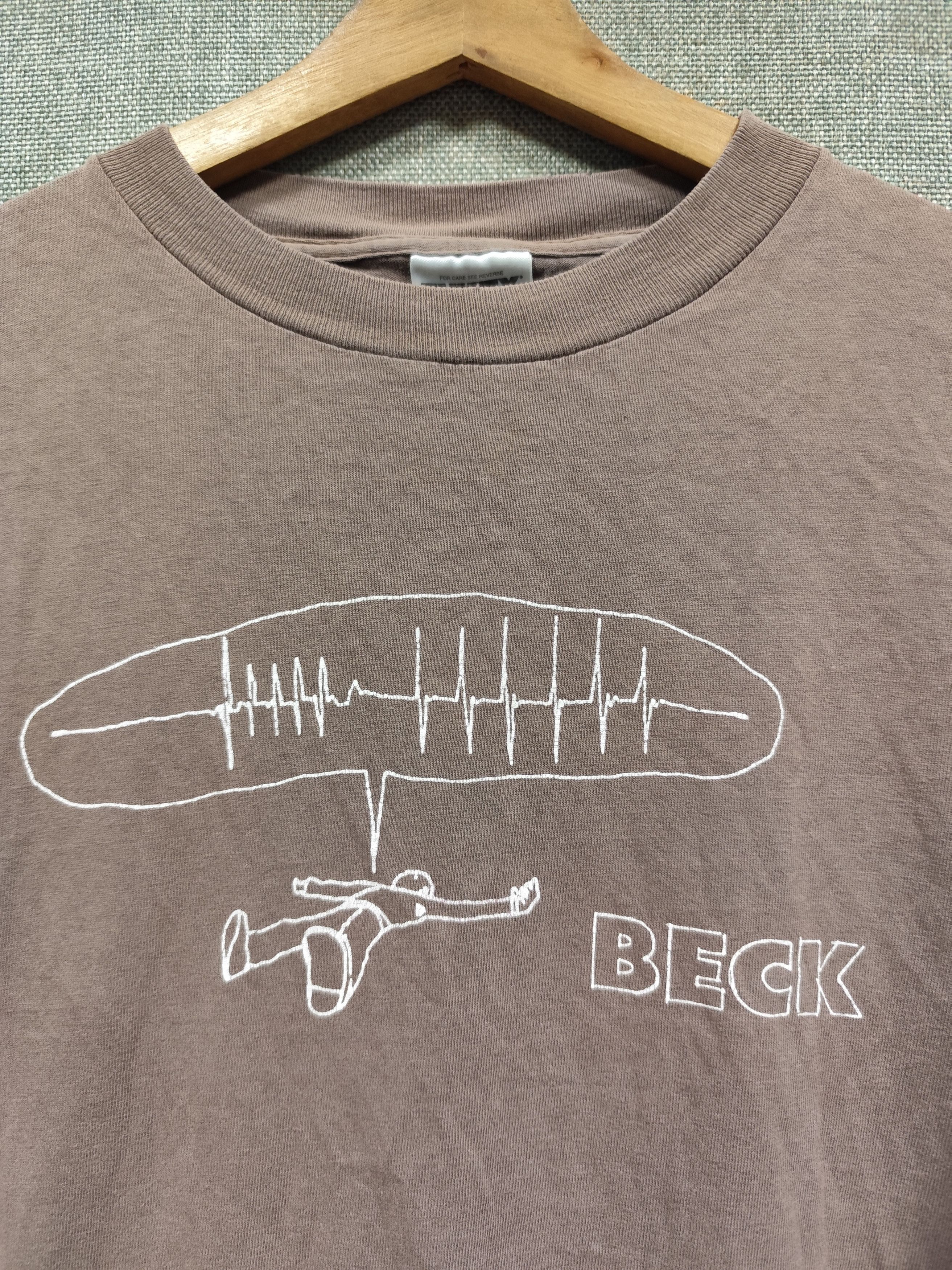 Band Tees Vintage 90s Beck Odelay Tour Shirt Tultex Tag Size US M / EU 48-50 / 2 - 5 Thumbnail