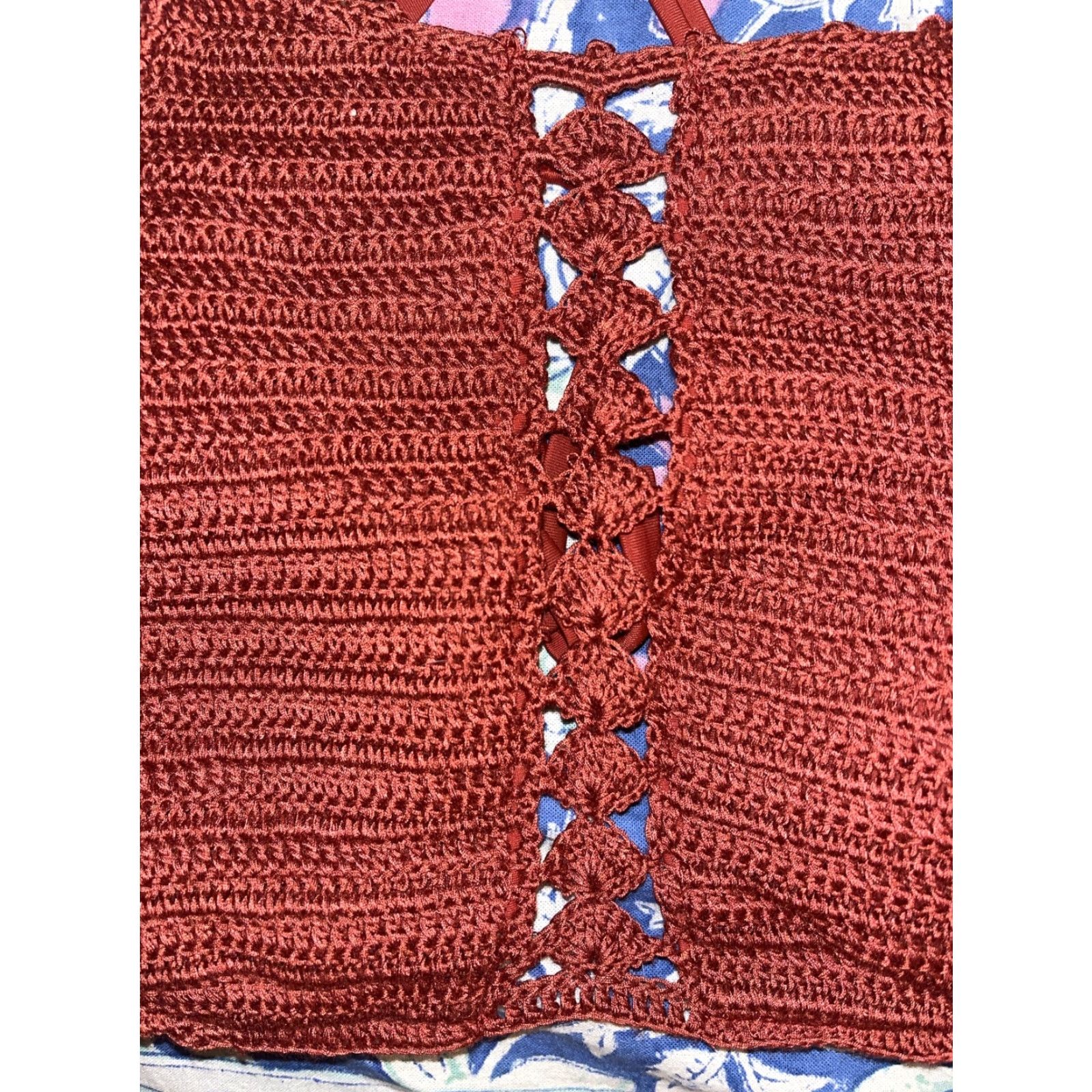 Vintage VINTAGE Xhilaration Crochet Bikini Top Burgundy Women's Large Swimsuit Boho Adjustable Spaghetti Strap Size L / US 10 / IT 46 - 2 Thumbnail