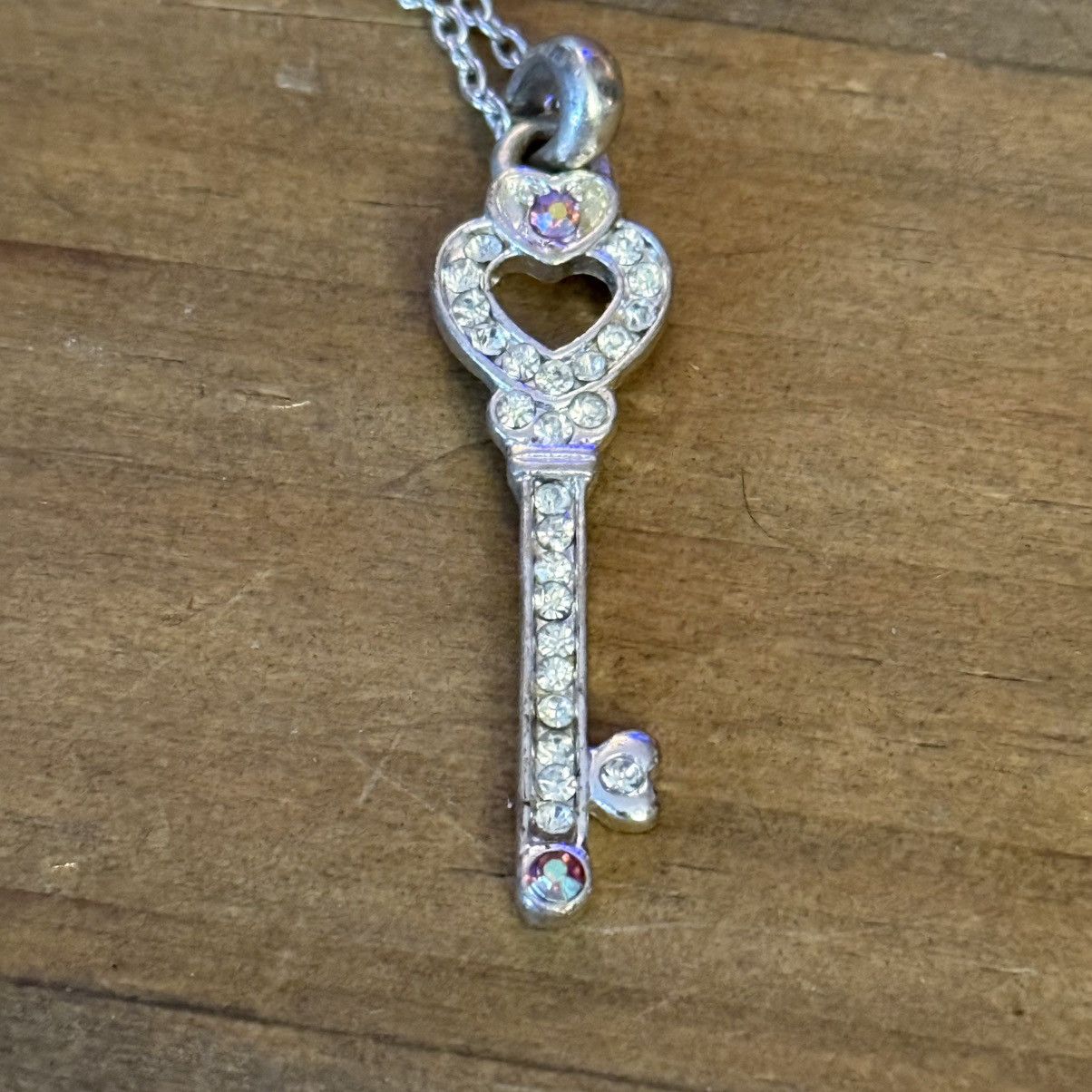 Other Silver tone rhinestone skeleton key pendant necklace Size ONE SIZE - 4 Thumbnail