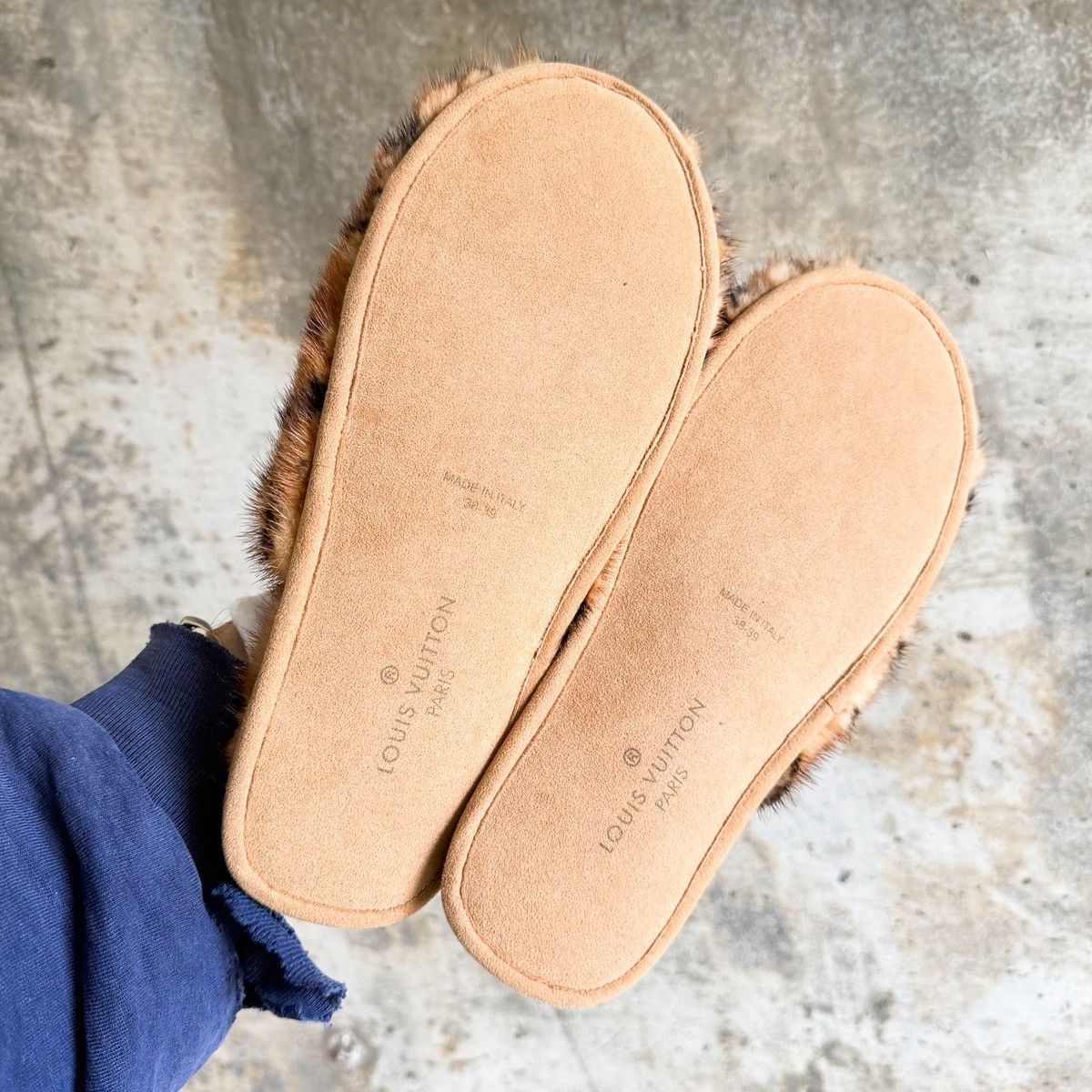 Louis Vuitton Louis Vuitton JAPAN EXCLUSIVE MINK FUR Clog Slippers Size US 10 / EU 43 - 6 Thumbnail